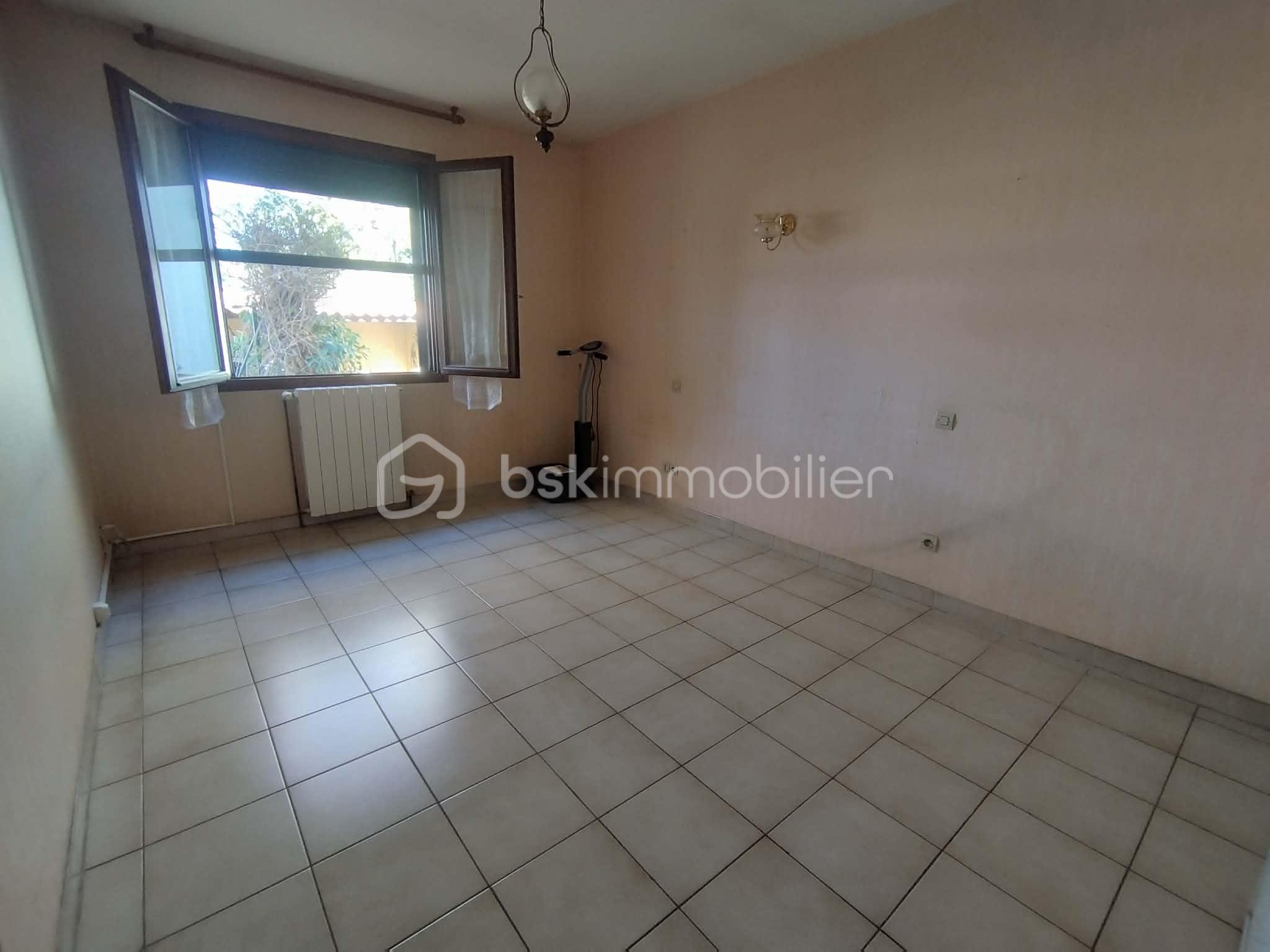 Maison de 91 m² - 8c7adede-955b-477e-b03c-a0b3e4eeb0e3.jpg