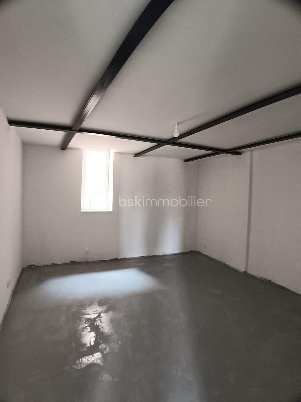 Appartement de 92,28 m² - IMG-20250907-WA0006.jpg