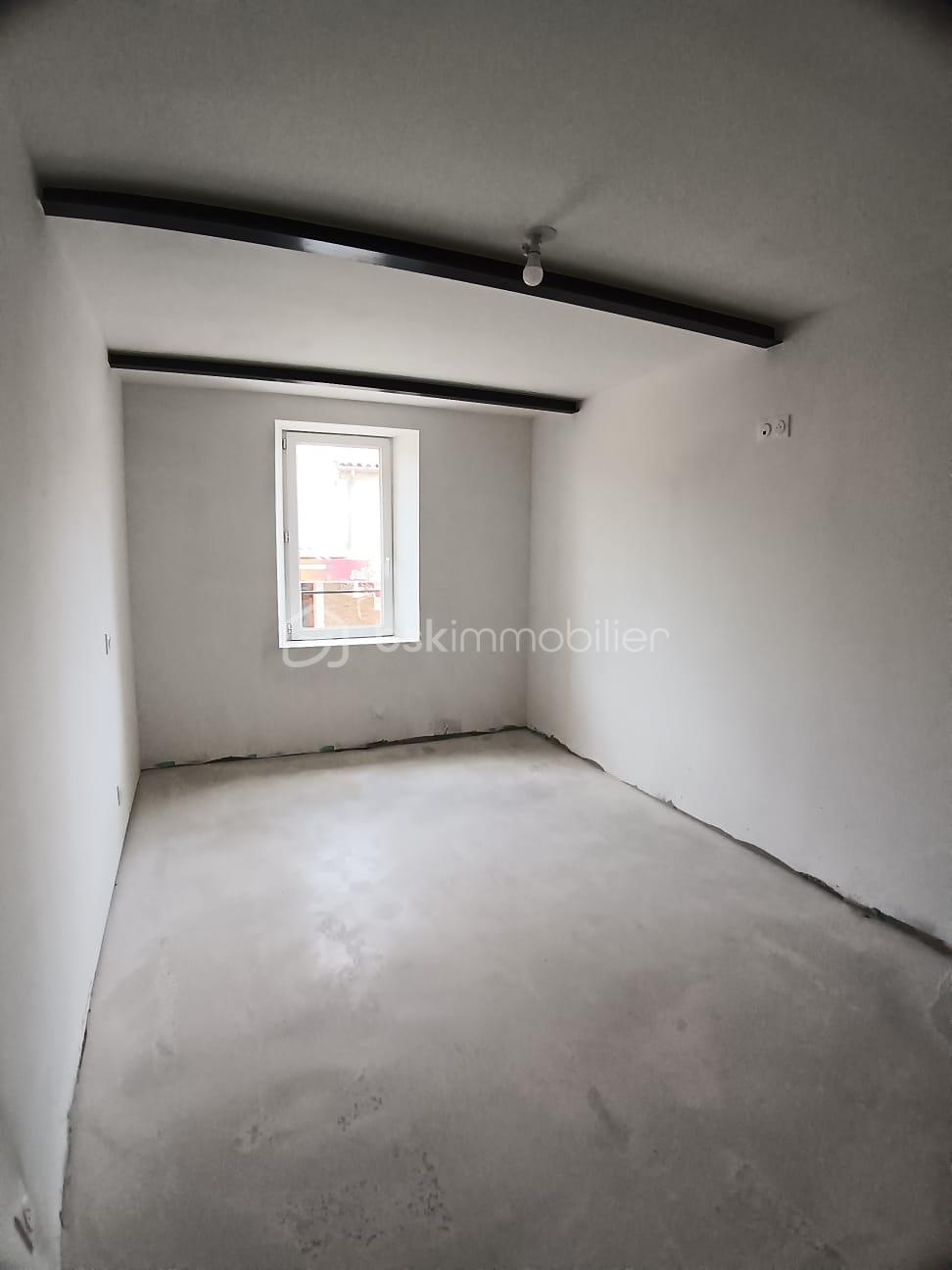 Appartement de 92,28 m² - IMG-20250907-WA0008.jpg