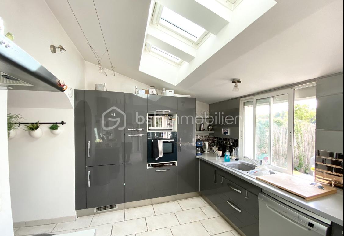 Maison de 180 m² - Lesches cuisine.png