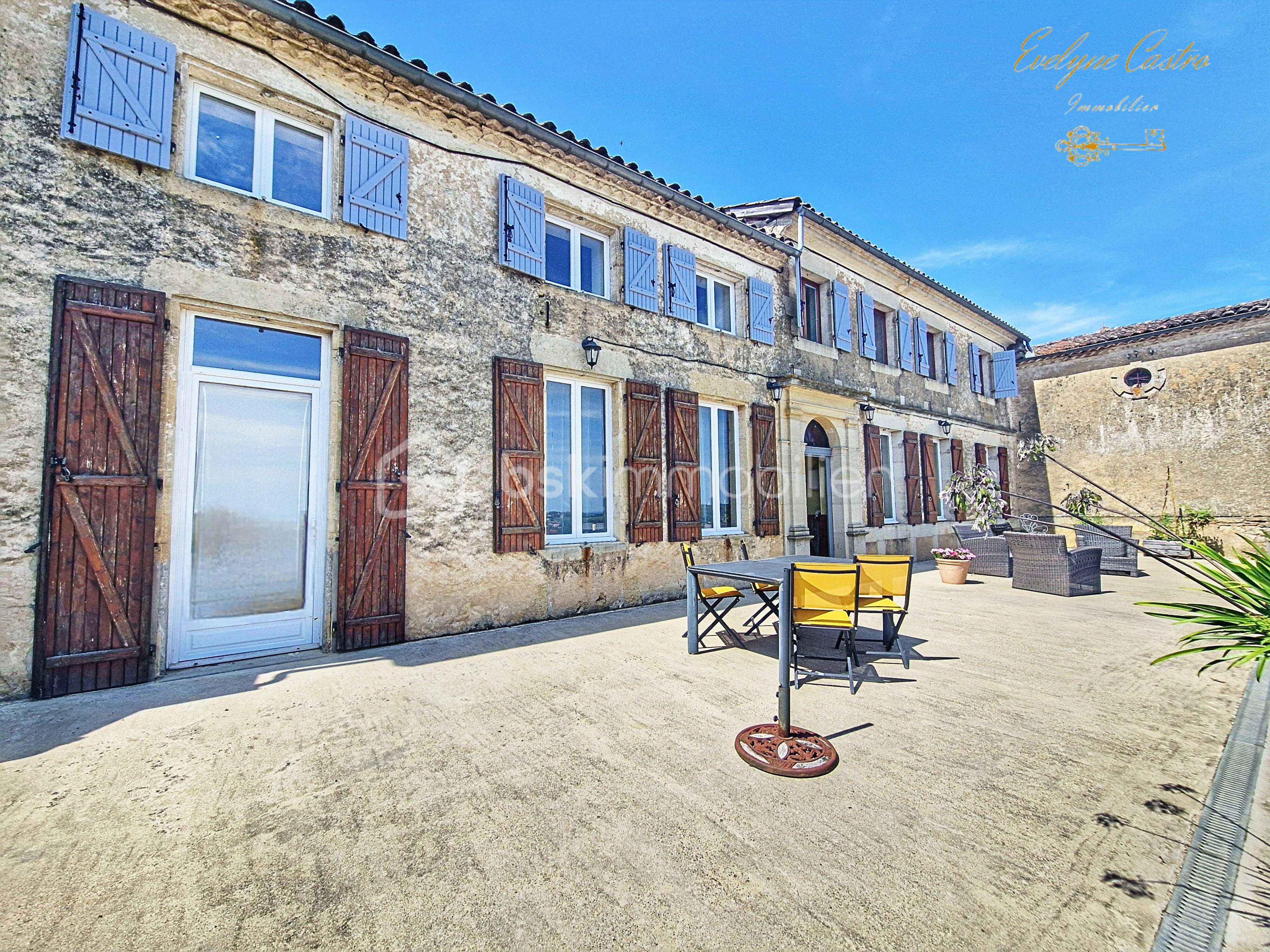Maison de 323 m² - Design sans titre (37).png