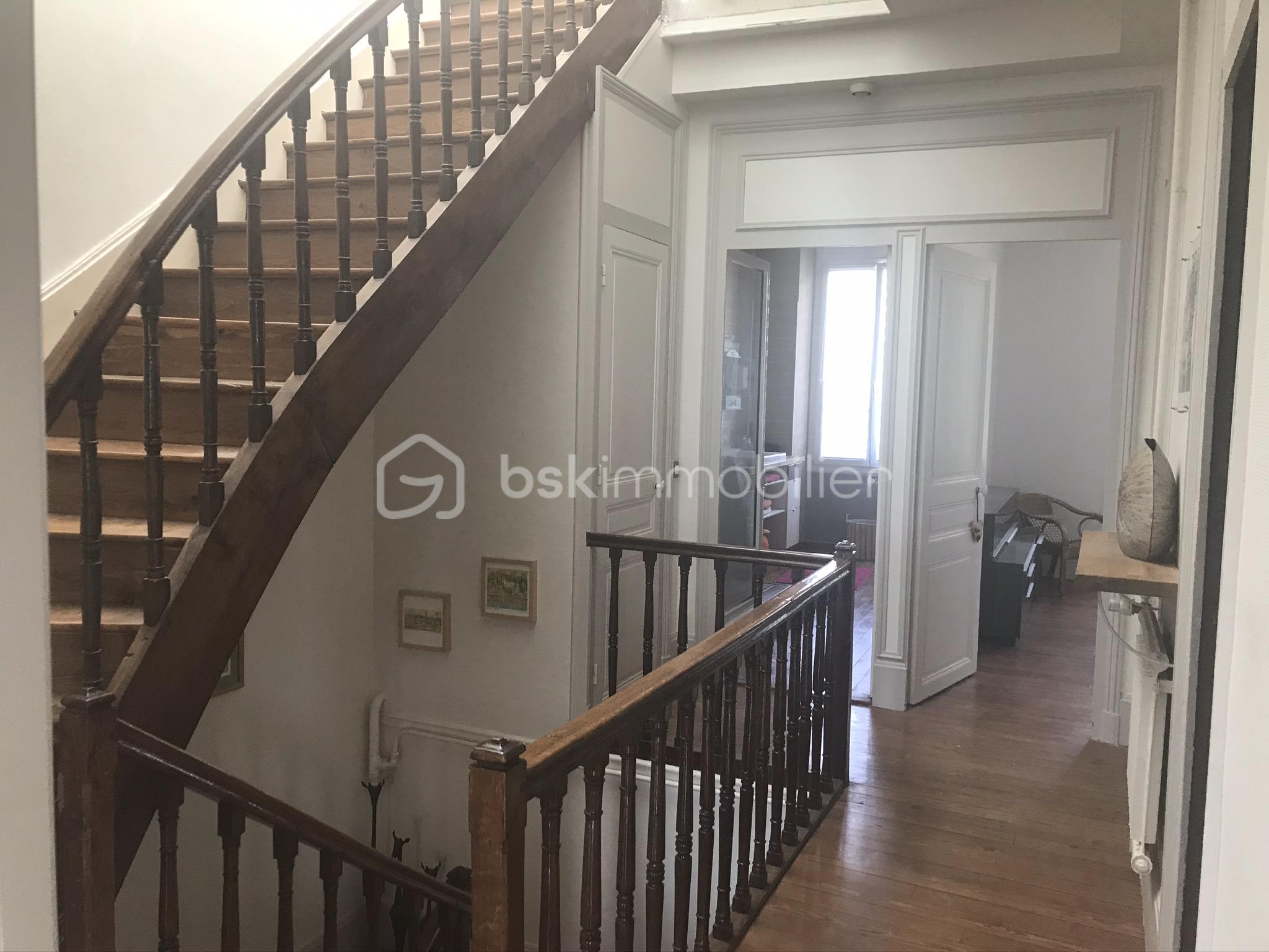 7b-escalier.JPEG