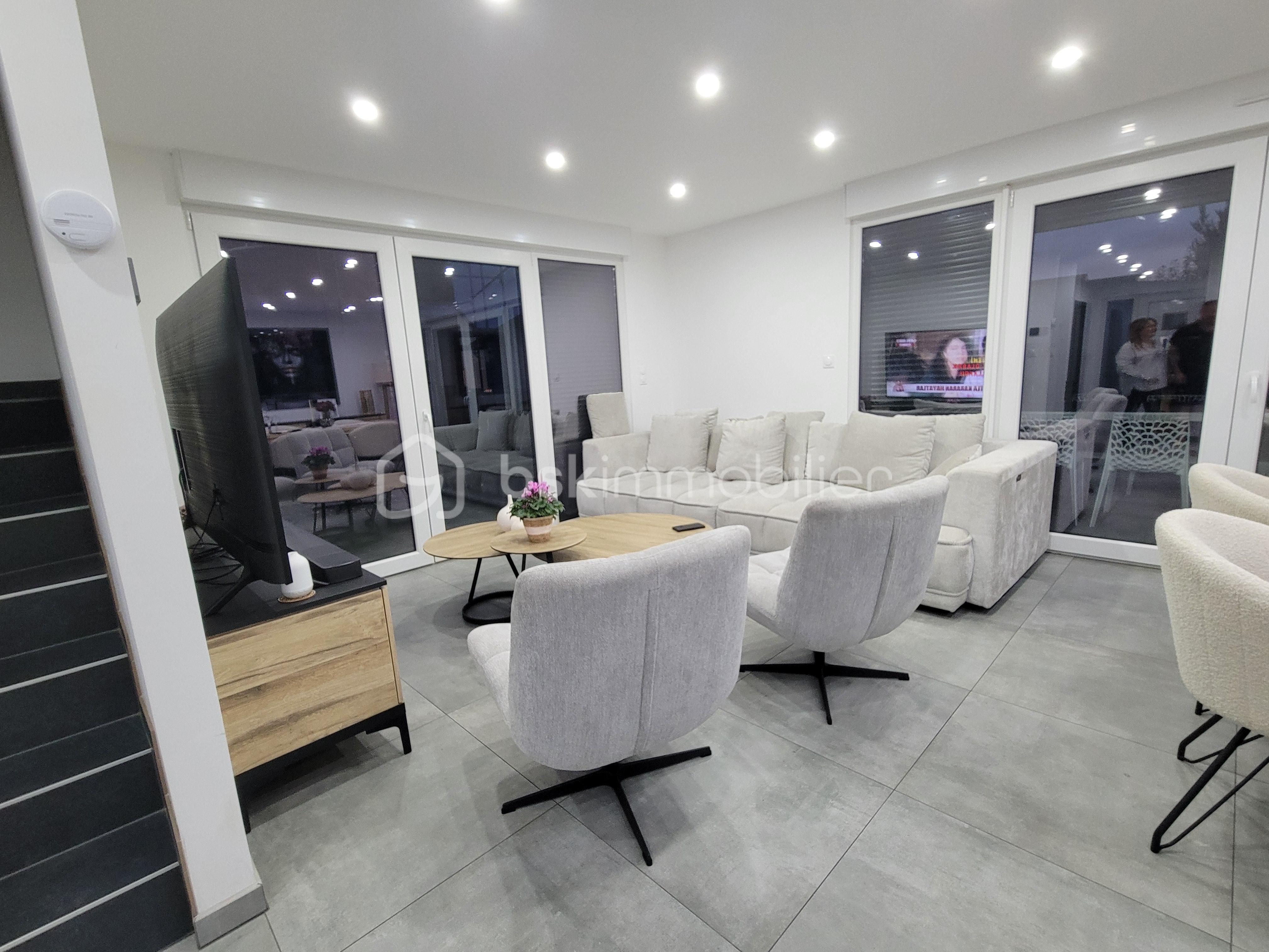 Maison de 110 m² - s.a.m. 2.jpg