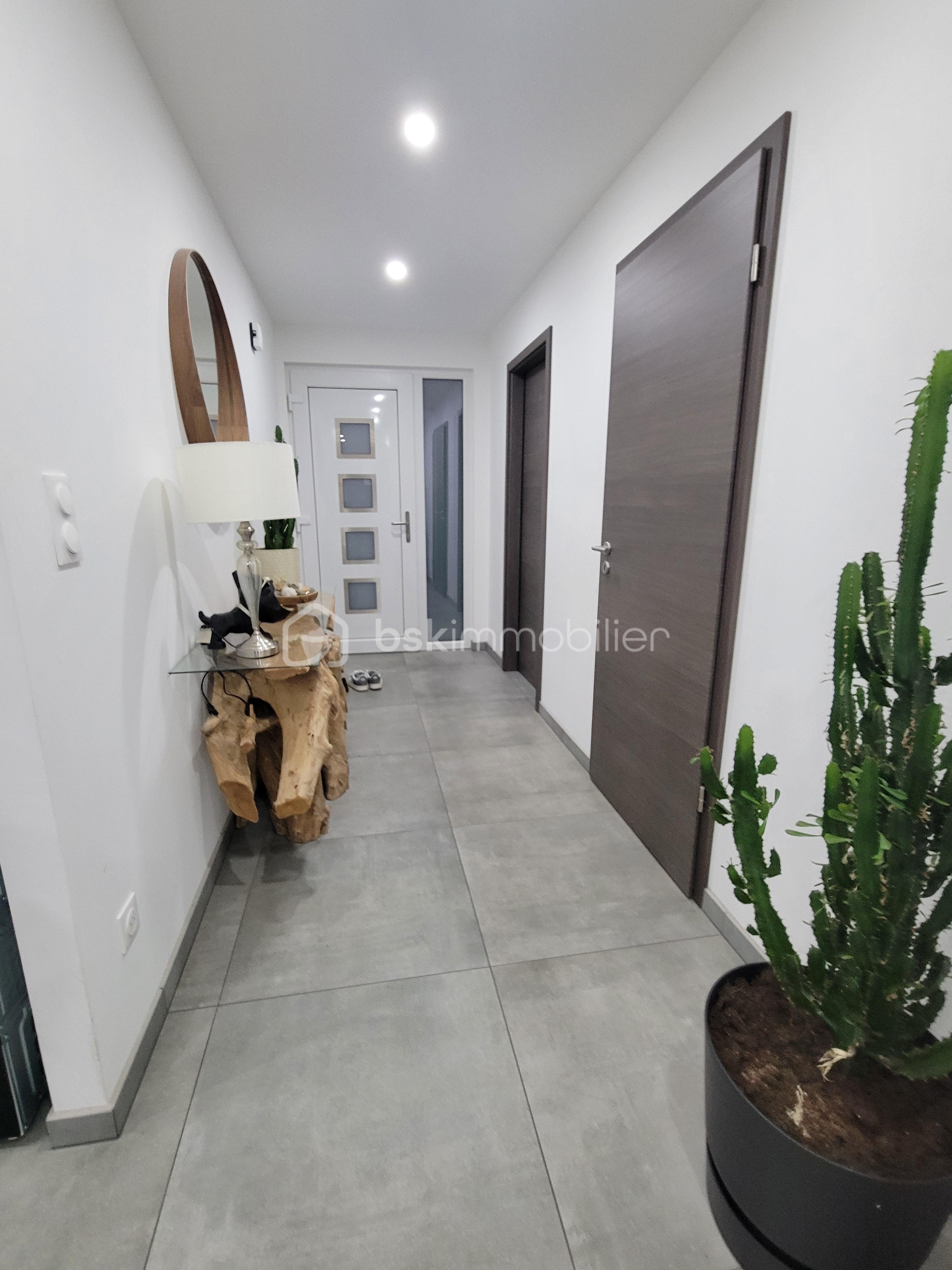 Maison de 110 m² - entrée.jpg