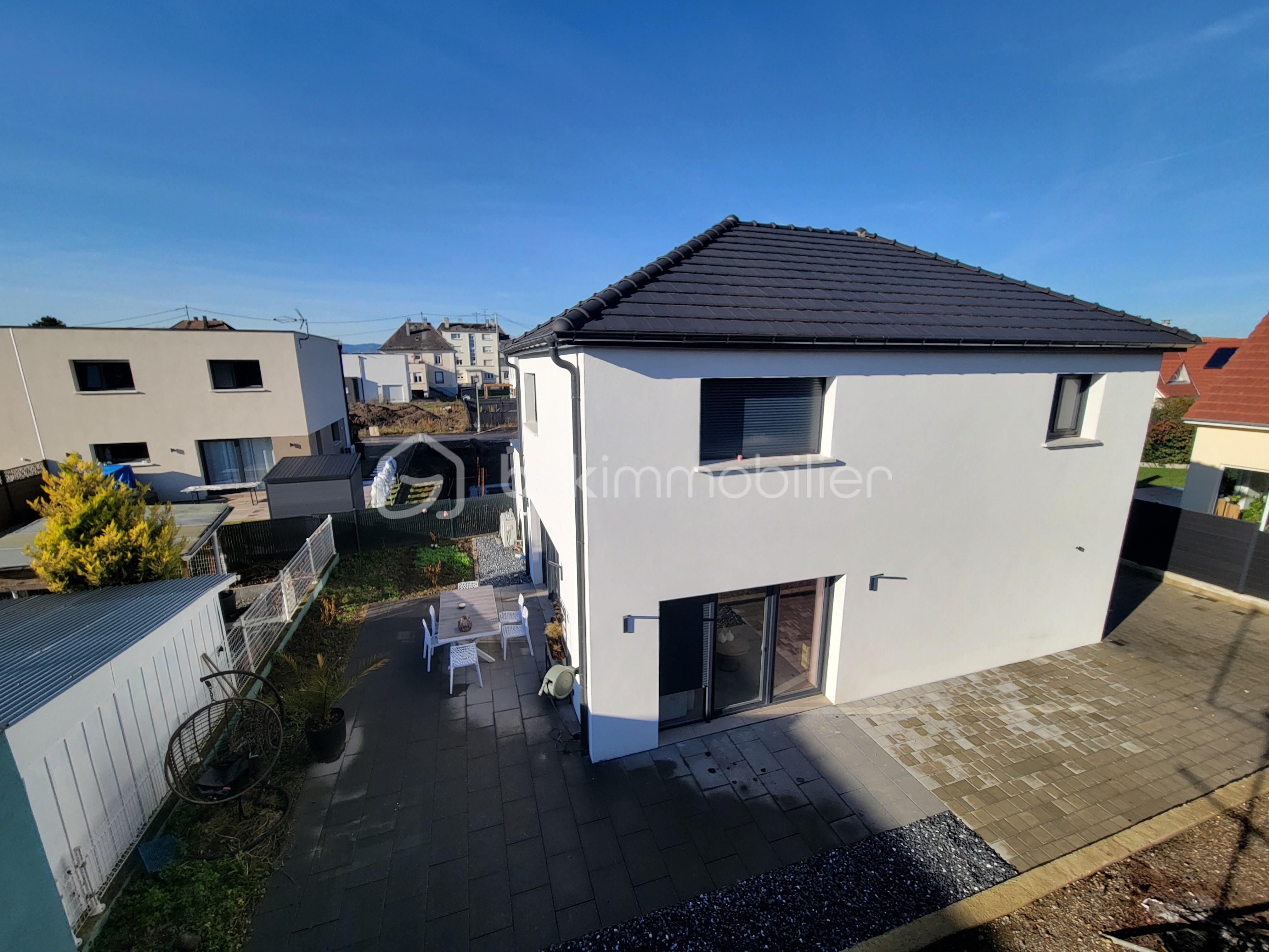 Maison de 110 m² - extérieur hauteur 3.jpg