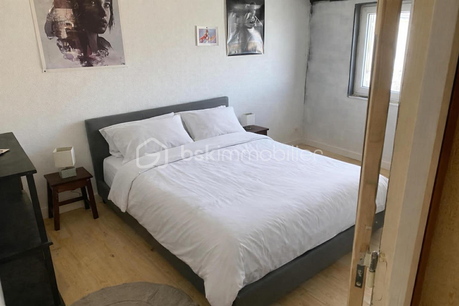 f5bcd01b-c1b2-49b1-974e-7e2d19bd1597.jfif