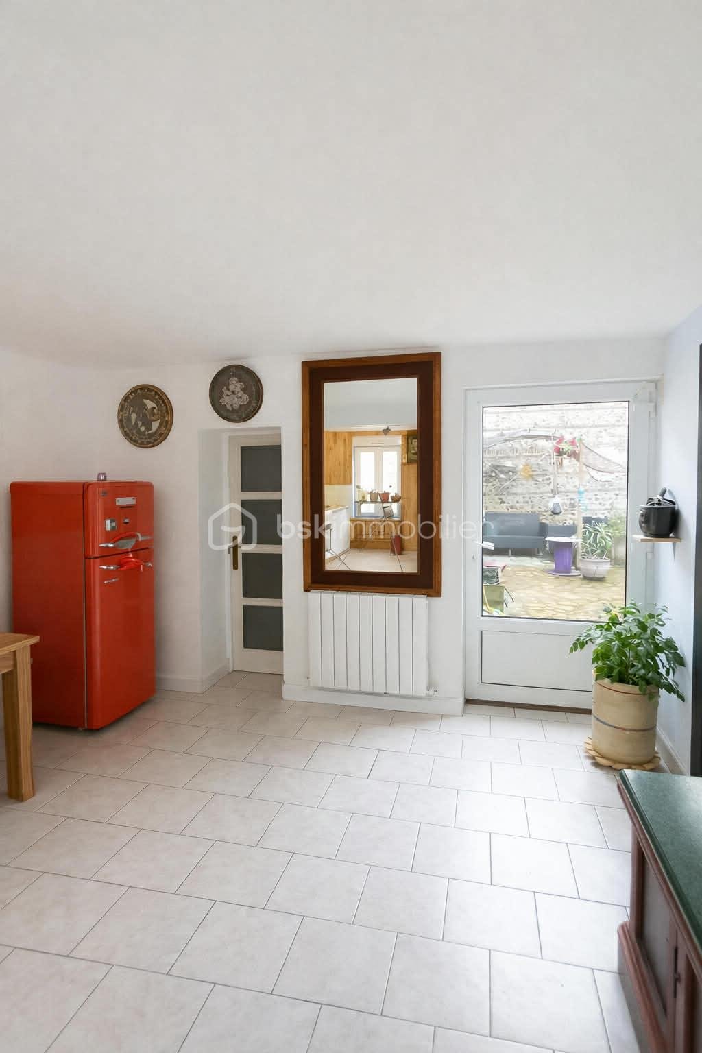 5da86d42-15fe-4d9f-be32-cdda597321a1.jfif