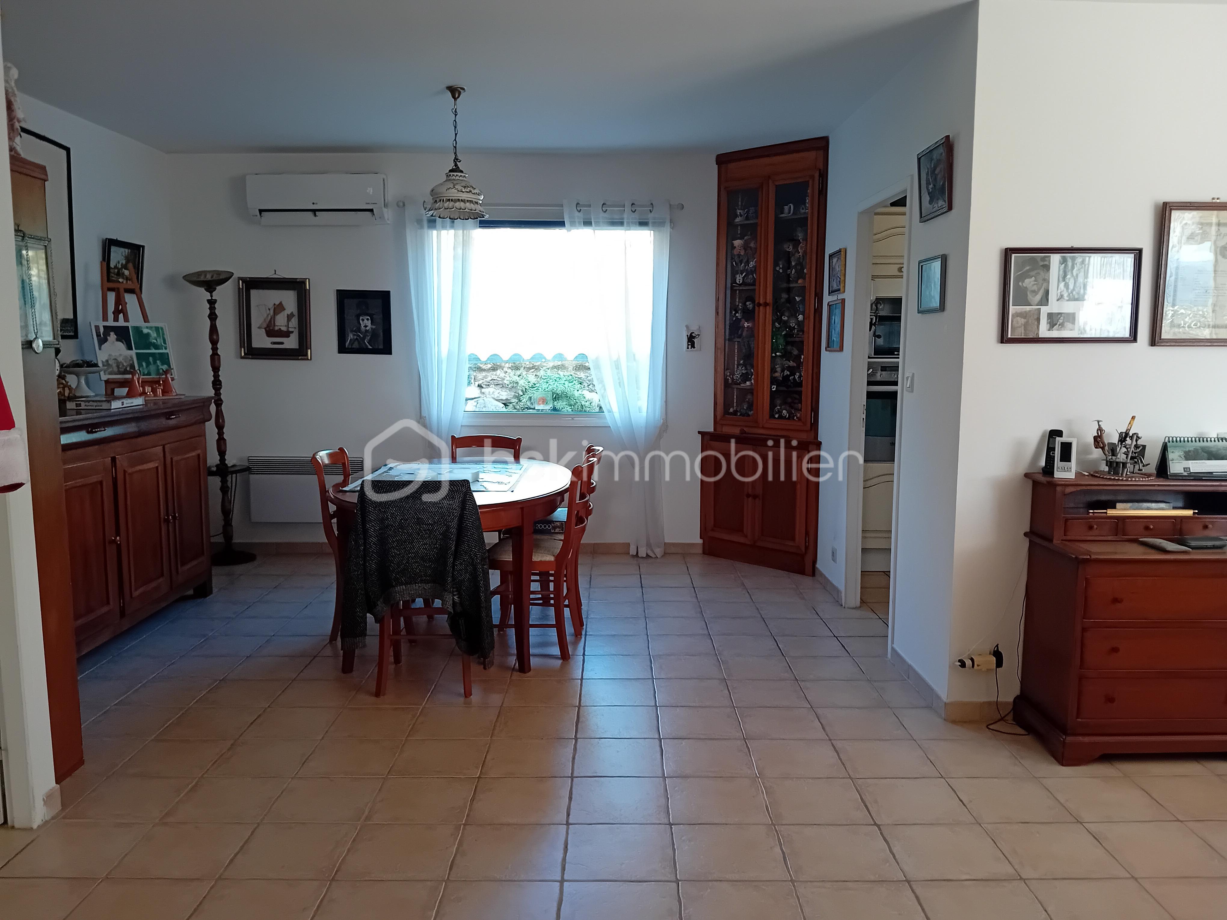 salle a manger vinsobres 1.jpg