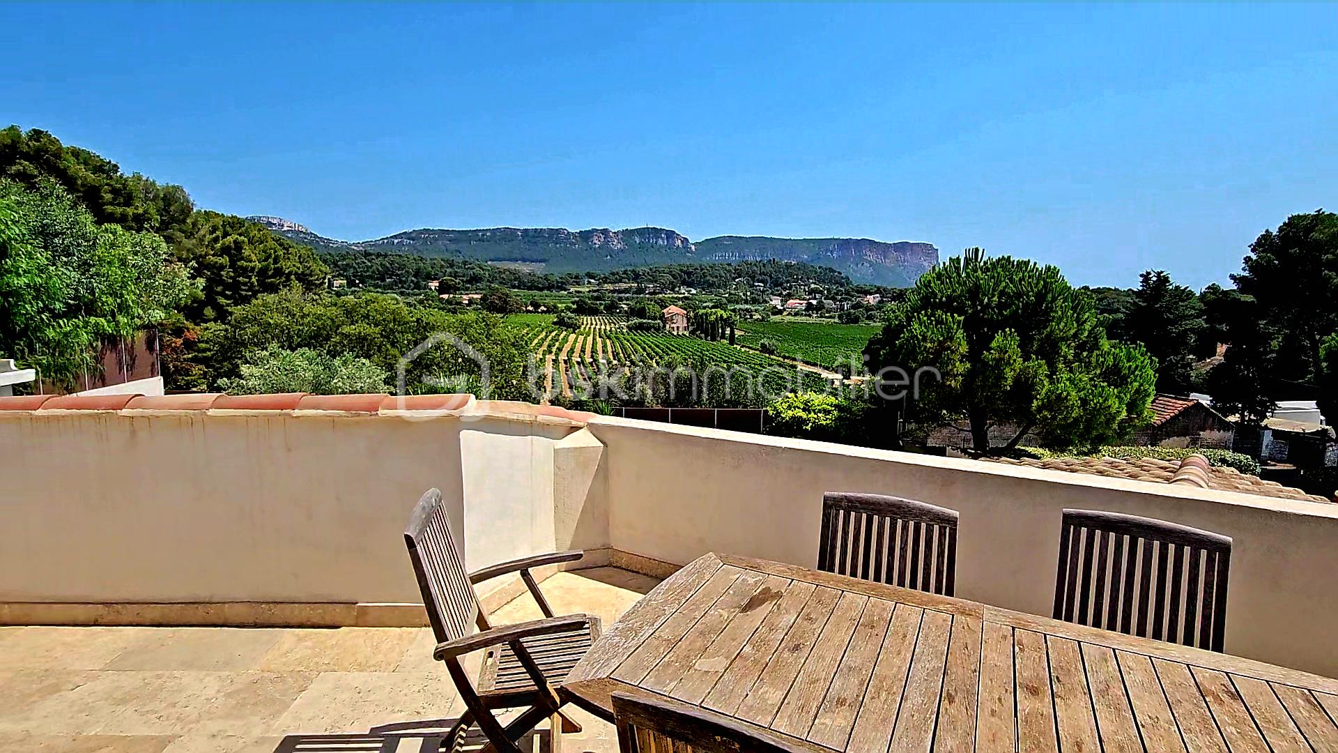 Maison contemporaine de 375 m² - vlcsnap-2025-07-23-11h09m41s743 (1).png
