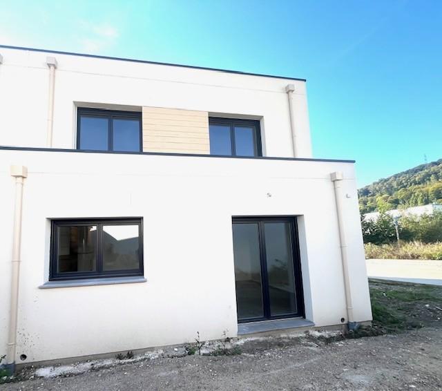 Maison de 85 m² - arriere maison.jpg