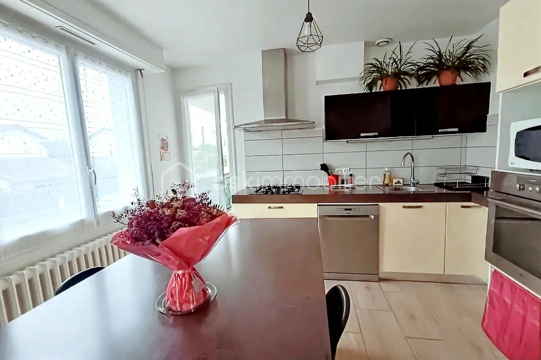 Maison de 155 m² - hoqi-8eb7eb3a5f14469e97bd029dbd9fe75e.jpg