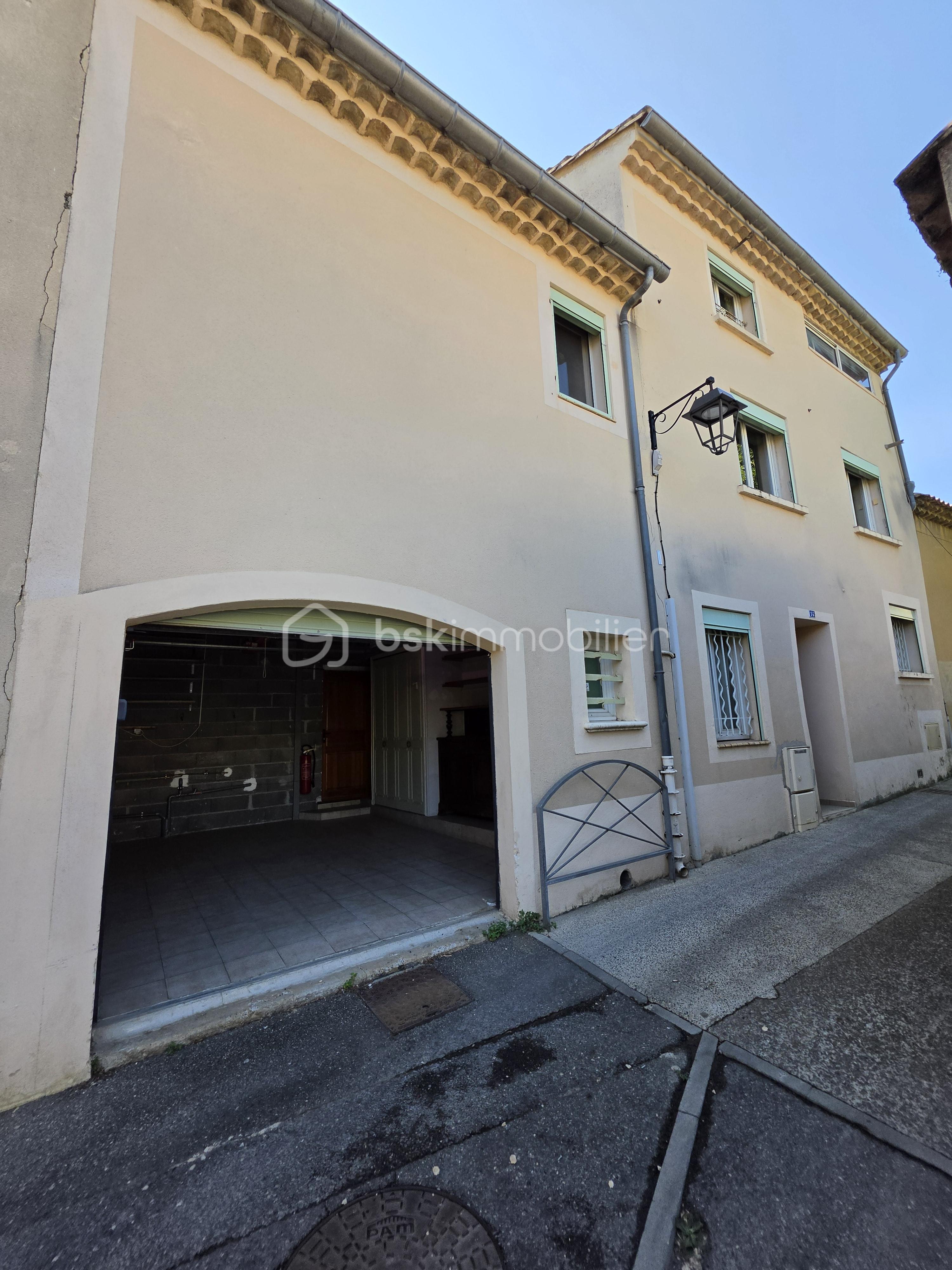 Maison 6 pièces 114 m² · à Bagnols-sur-Ceze · 114 m² · 219 000 €