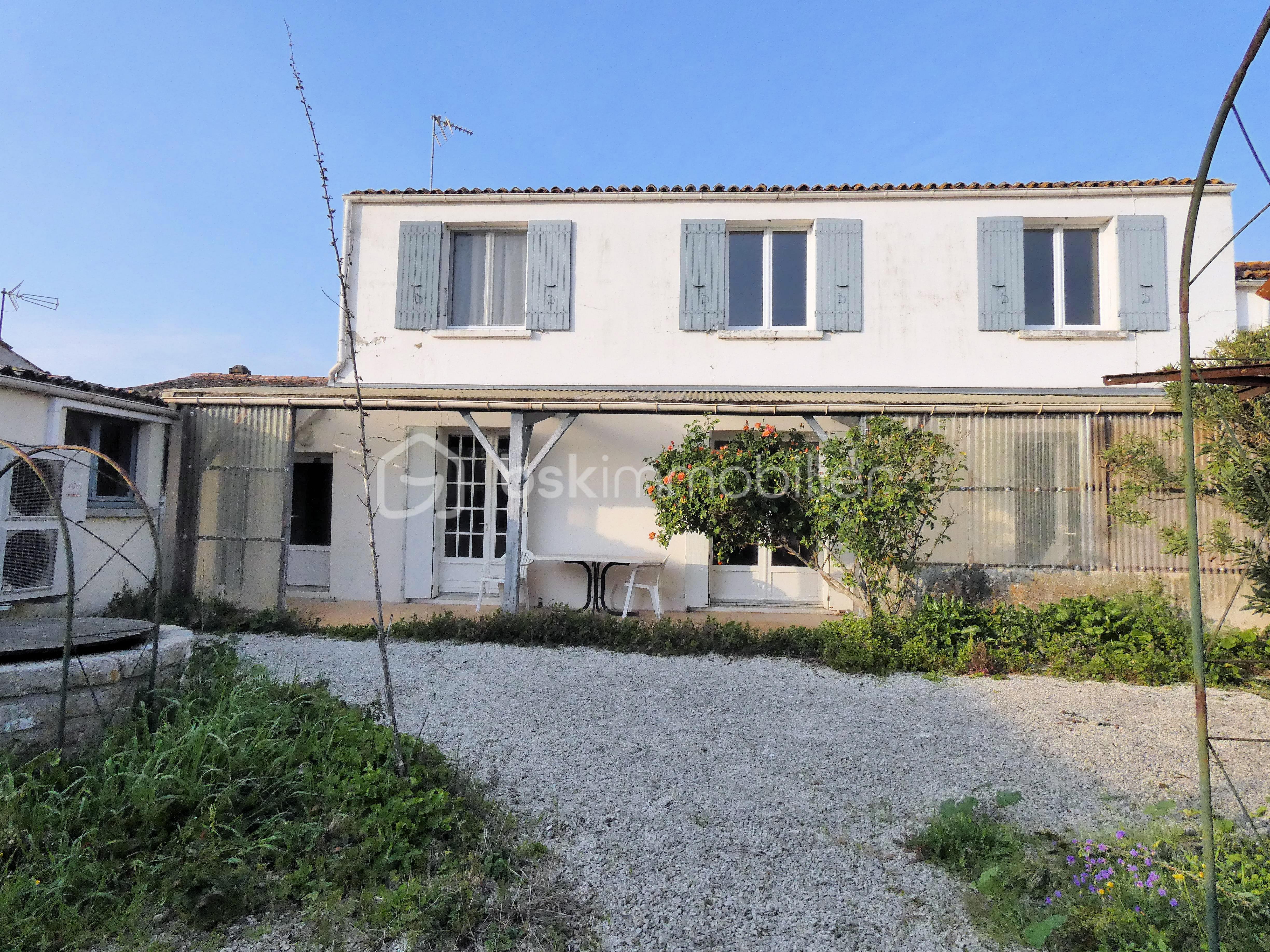 maison a vendre marennes brouage racinet 250000 garage cinq chambres (1).jpg