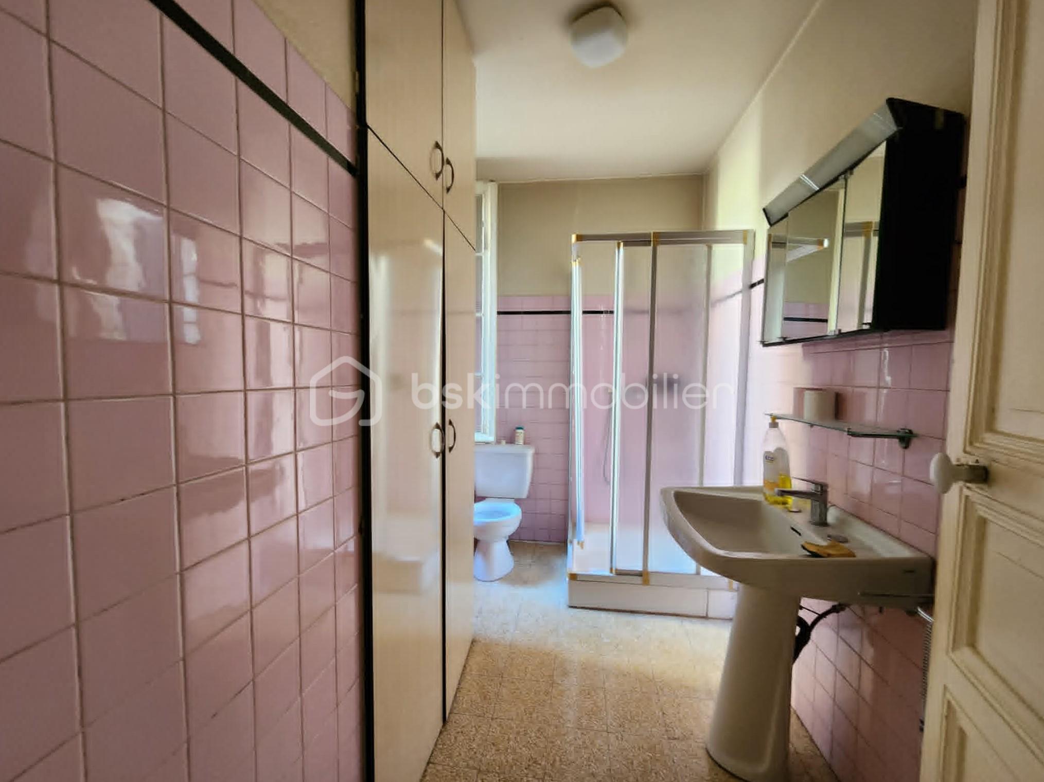a5a4d24d-8a51-49fb-ba1e-2cc9fdbff6a3.jpg