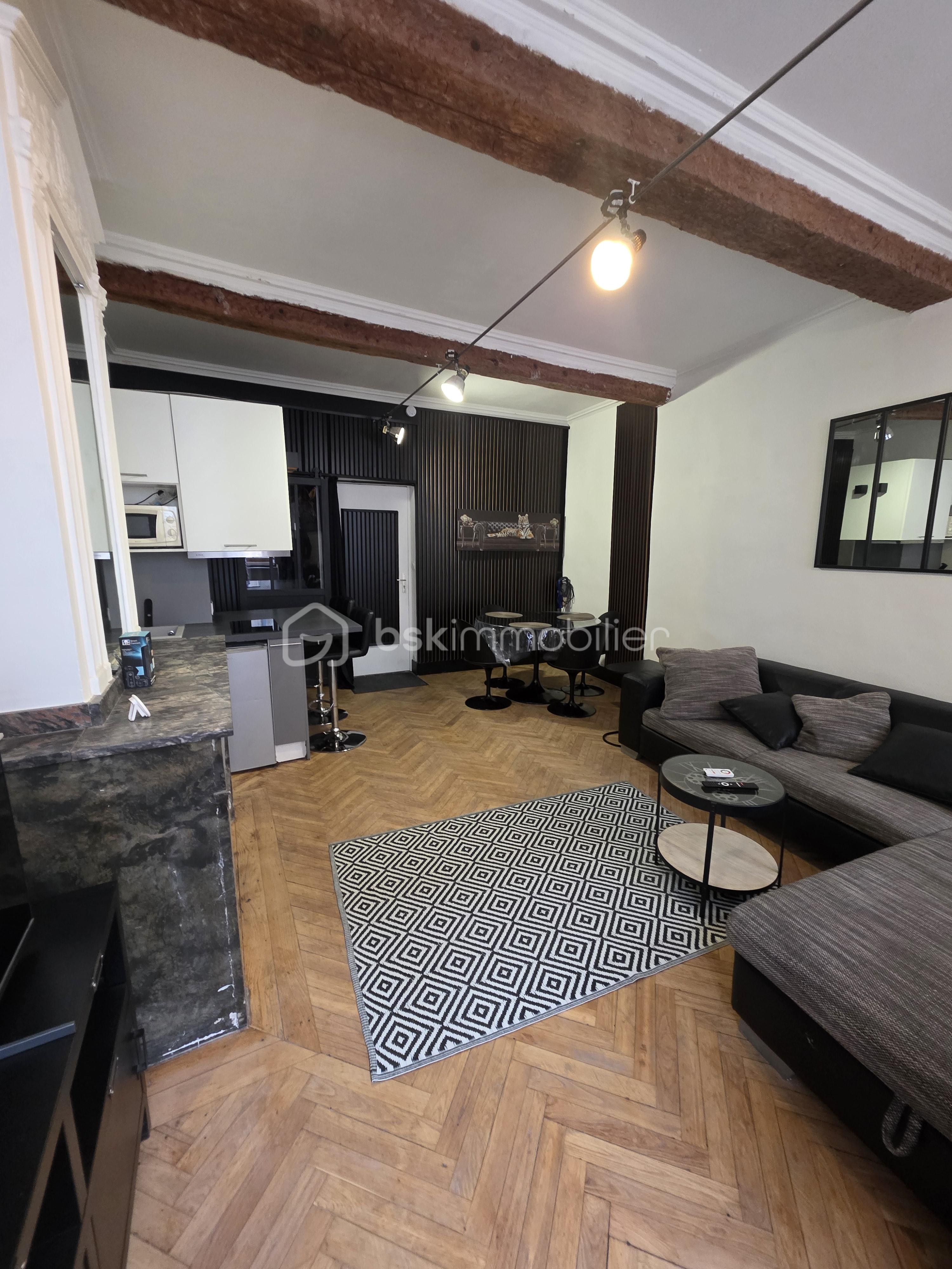 Immeuble mixte de 140 m² - 20260103_152948.jpg