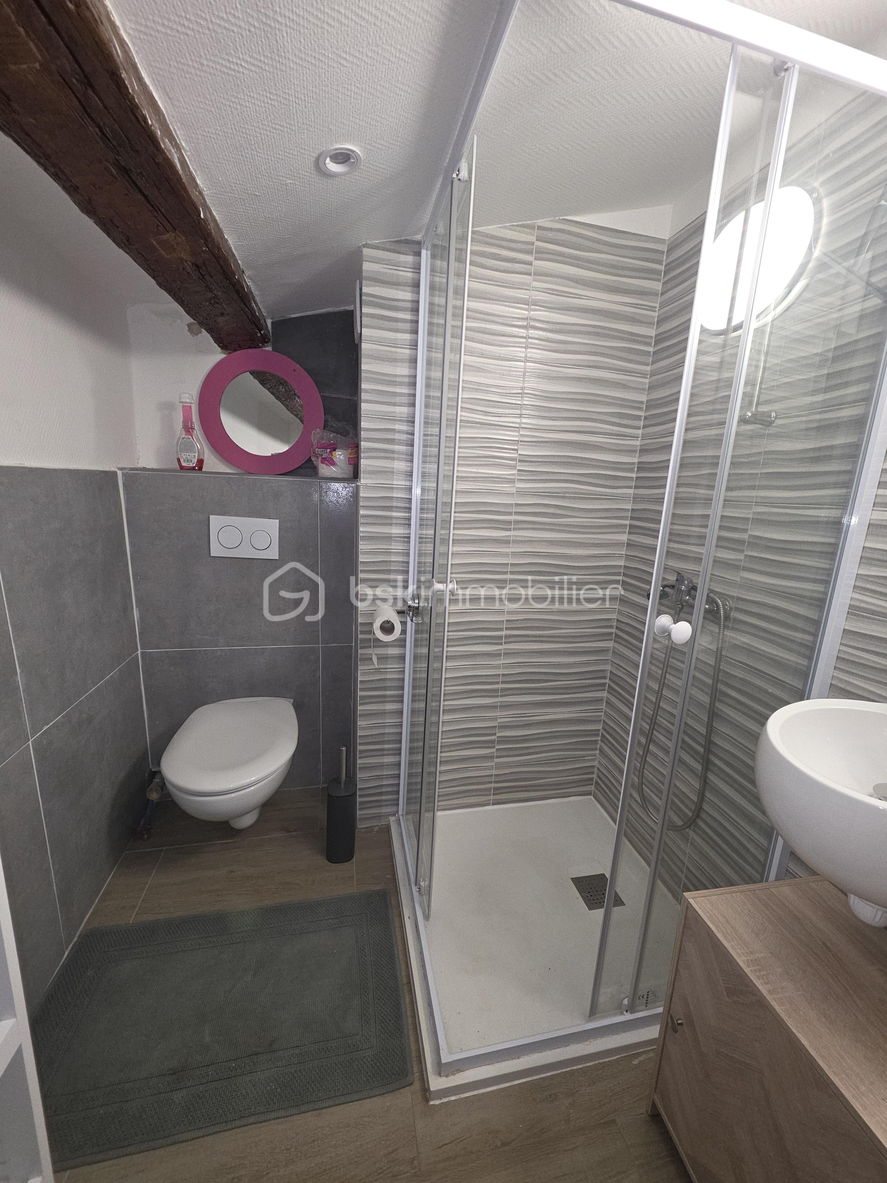 Immeuble mixte de 140 m² - 20260103_145108.jpg