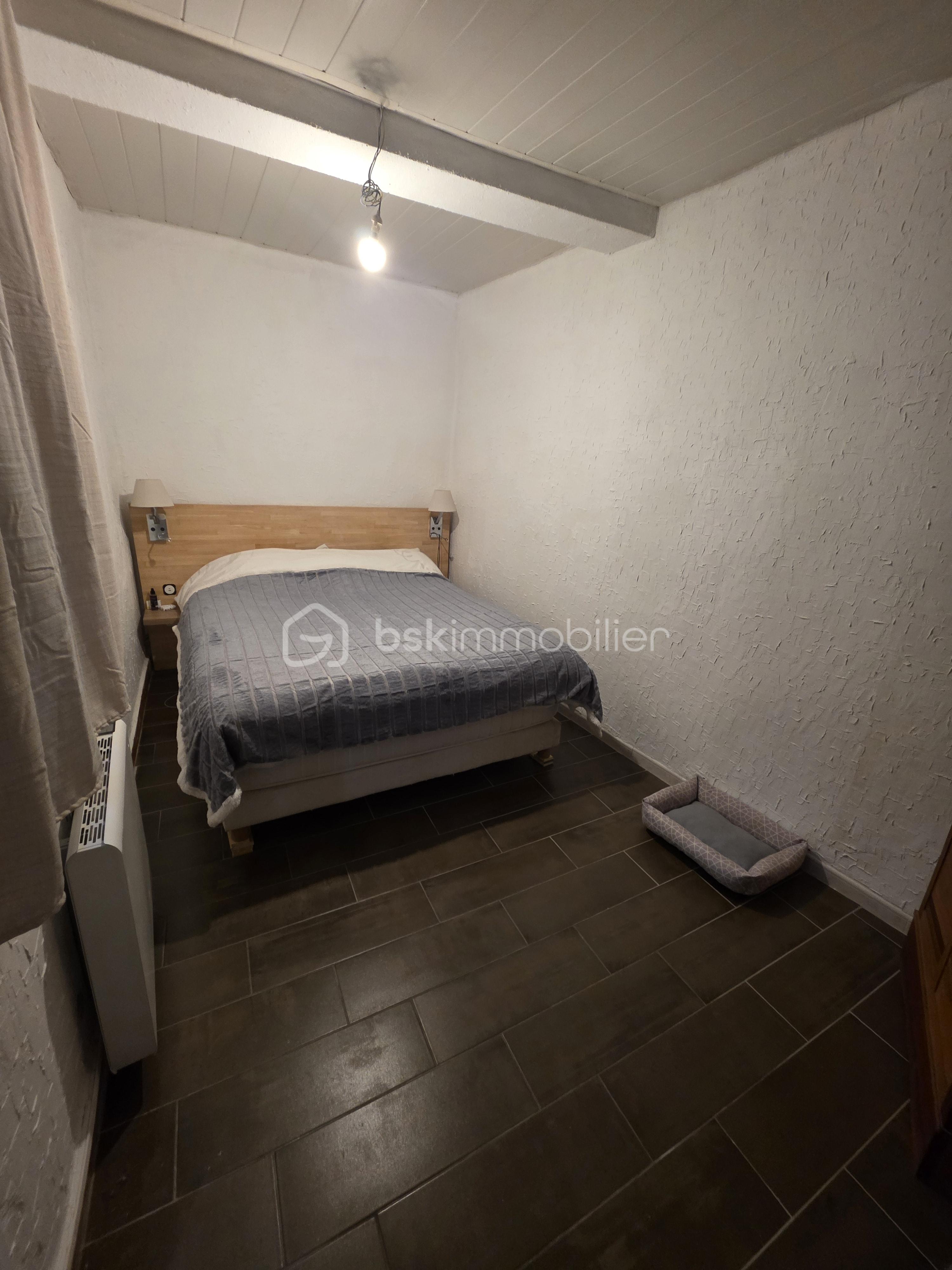 Immeuble mixte de 140 m² - 20260103_145547.jpg