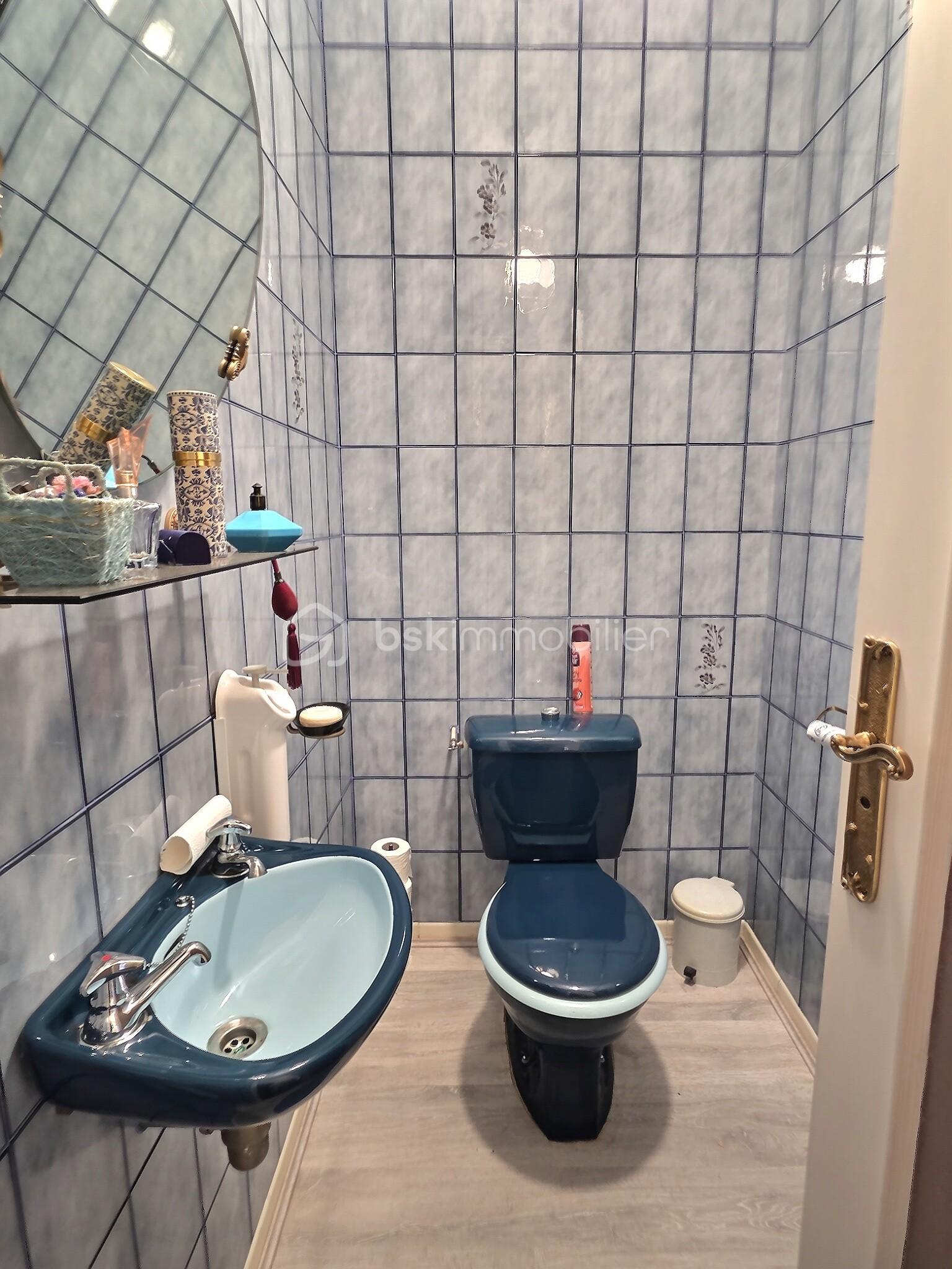 Maison de ville de 328 m² - exposio_132653576.jpg