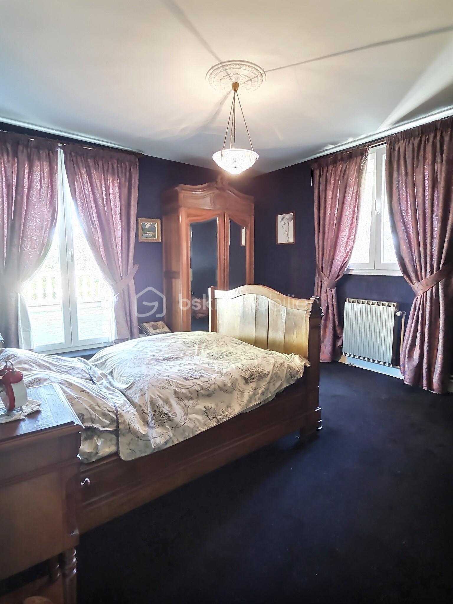 Maison de ville de 328 m² - exposio_132653579.jpg