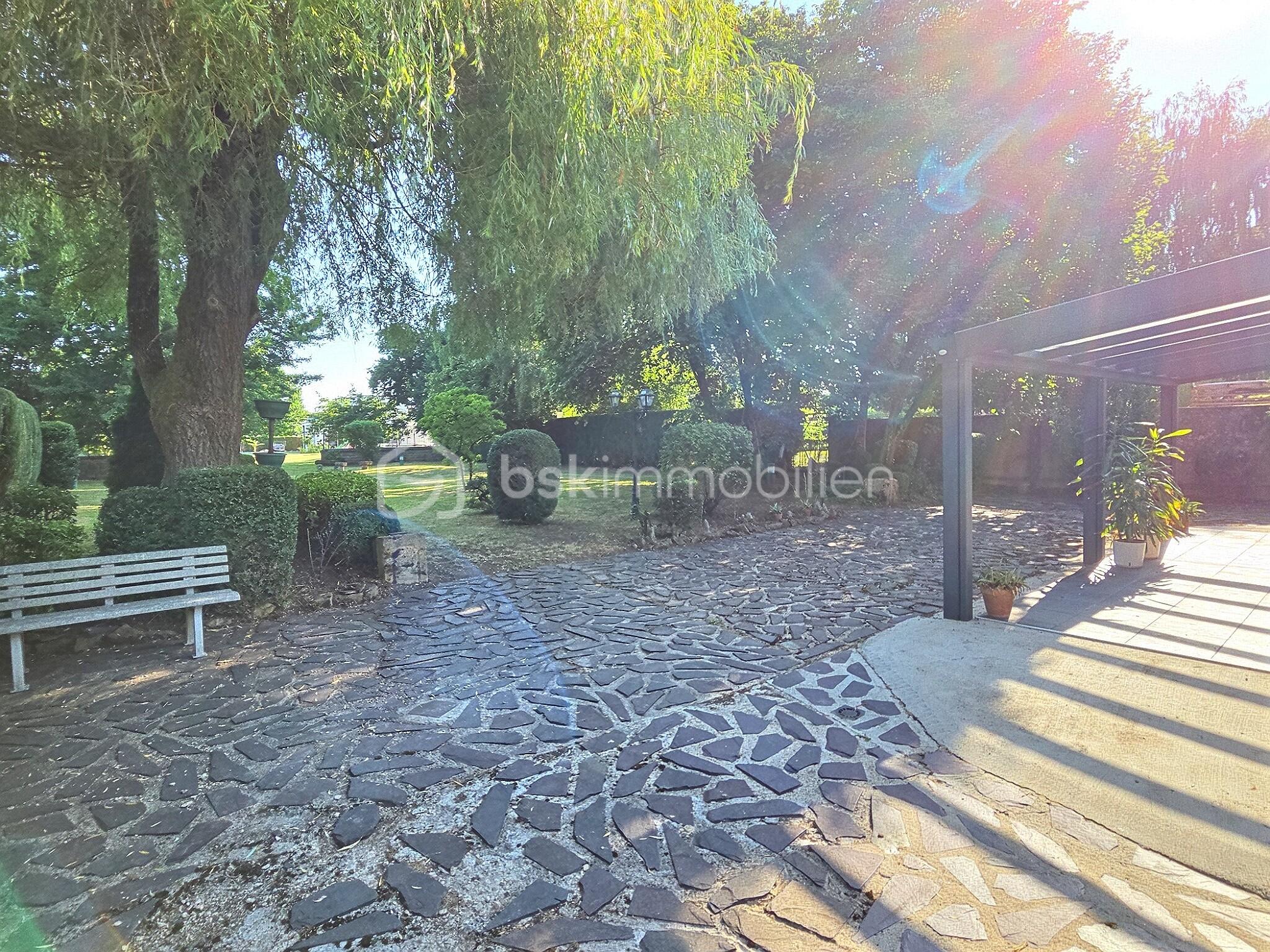 Maison de ville de 328 m² - exposio_132653581.jpg