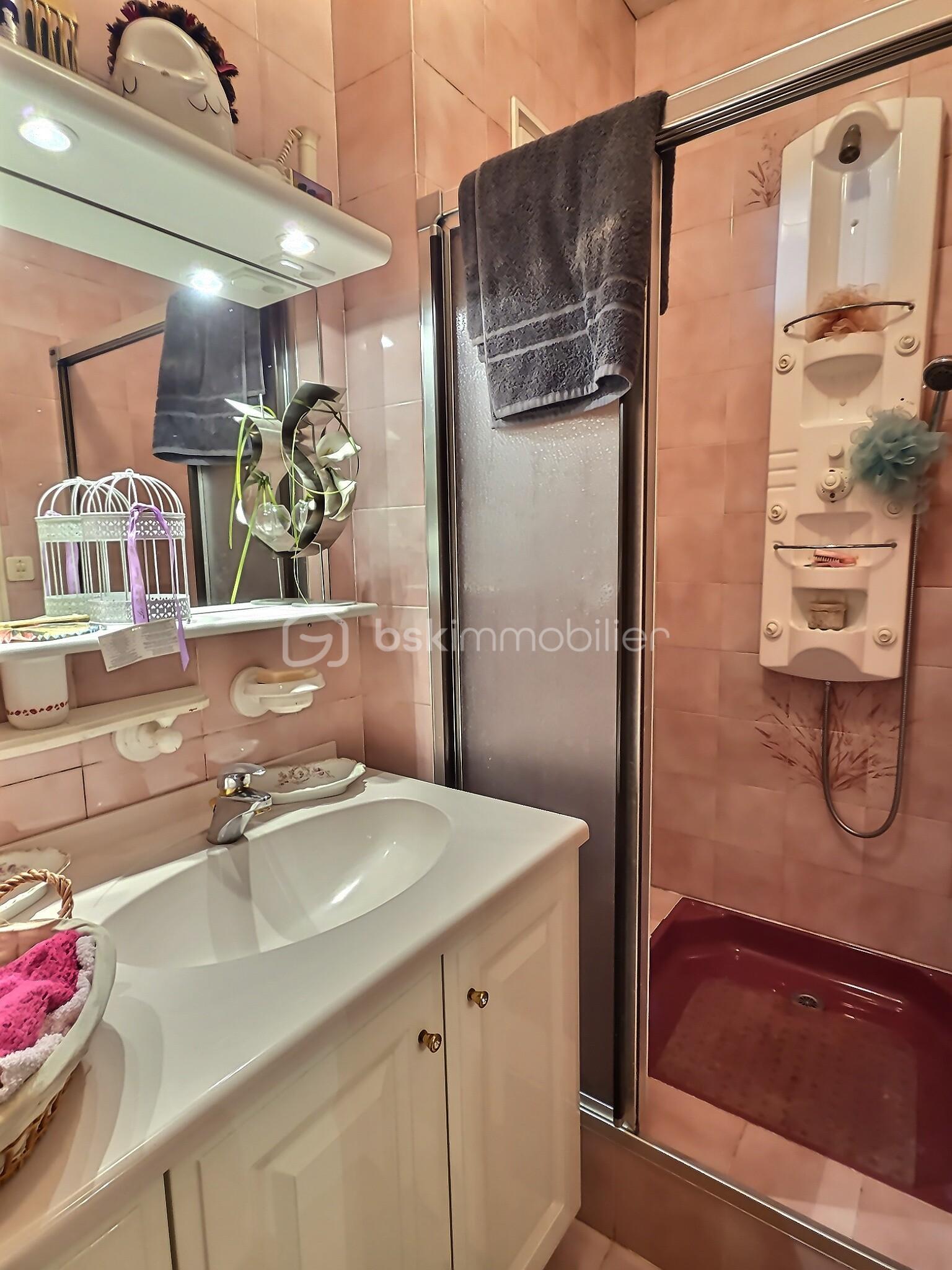 Maison de ville de 328 m² - exposio_132653548.jpg