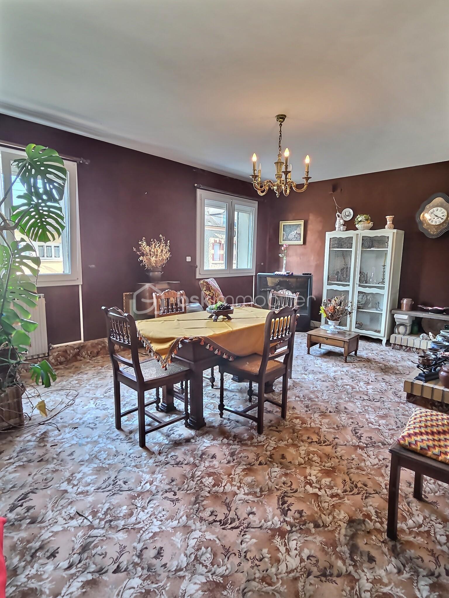 Maison de ville de 328 m² - exposio_132653571.jpg