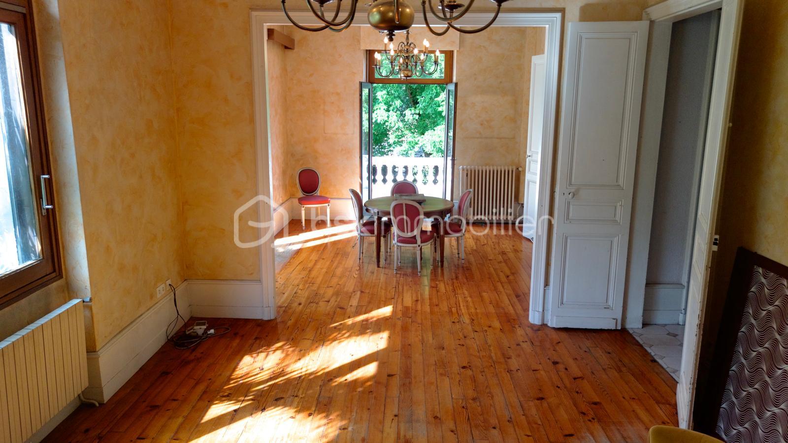 Maison de 298 m² - PHOTO-2025-08-04-16-54-15 5.jpg