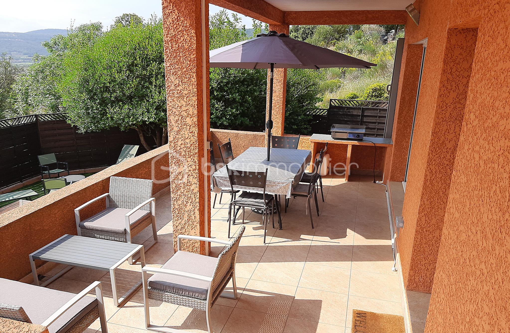 Villa de 115 m² - TERRASSE.jpg