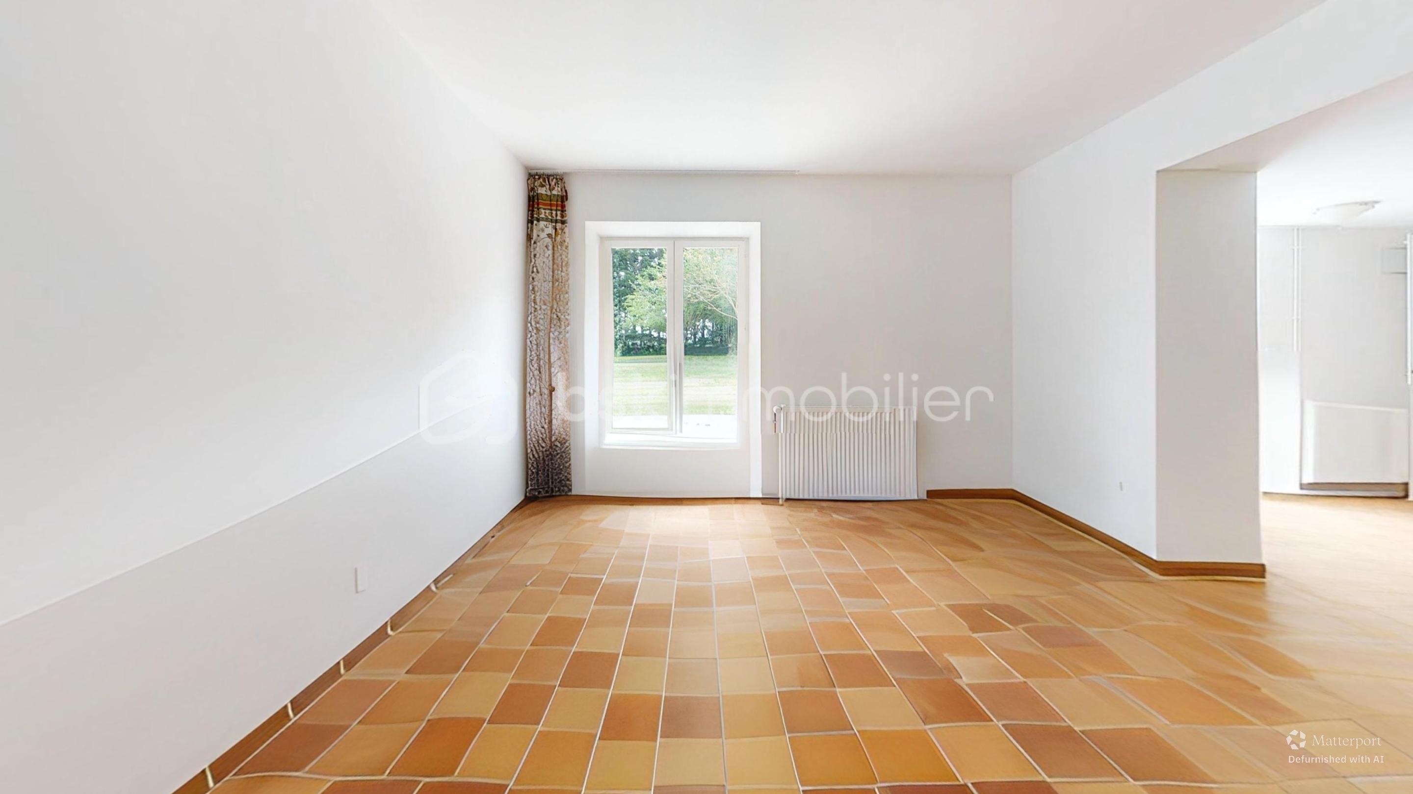 Maison-Freville-Bedroom-Defurnished 4.jpg