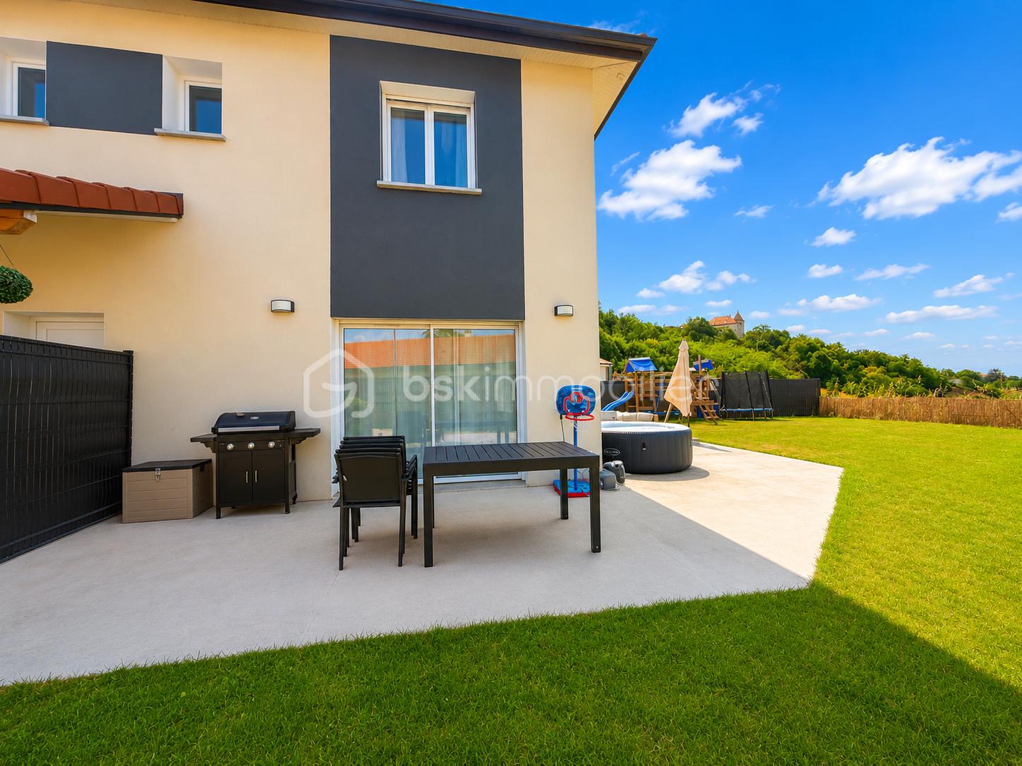Maison 6 pièces 123 m² · à Saint-Marcellin · 123 m² · 275 000 €