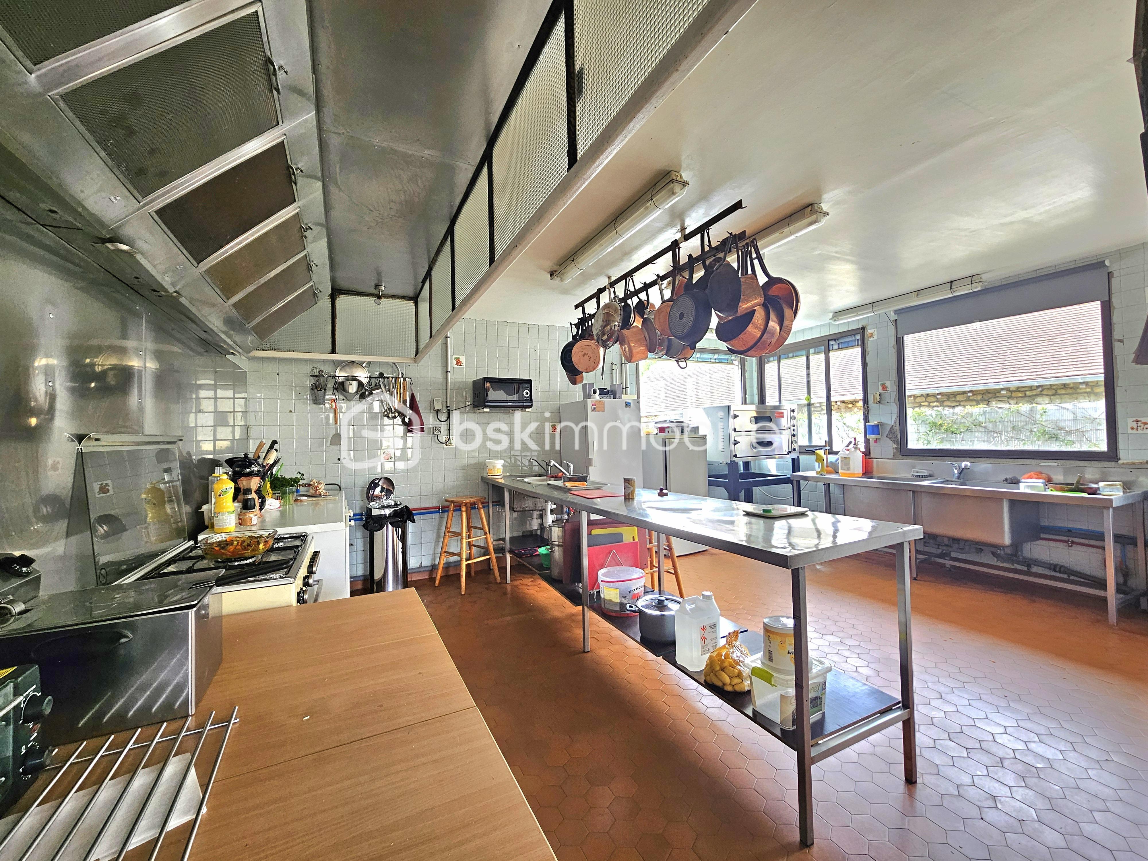 Maison de 335 m² - CON6.jpg