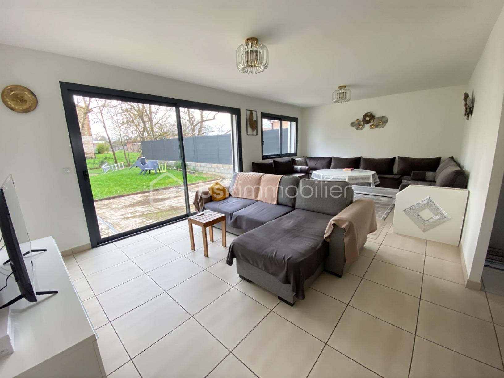 Maison de 110 m² - 2- SEJOUR.jpg