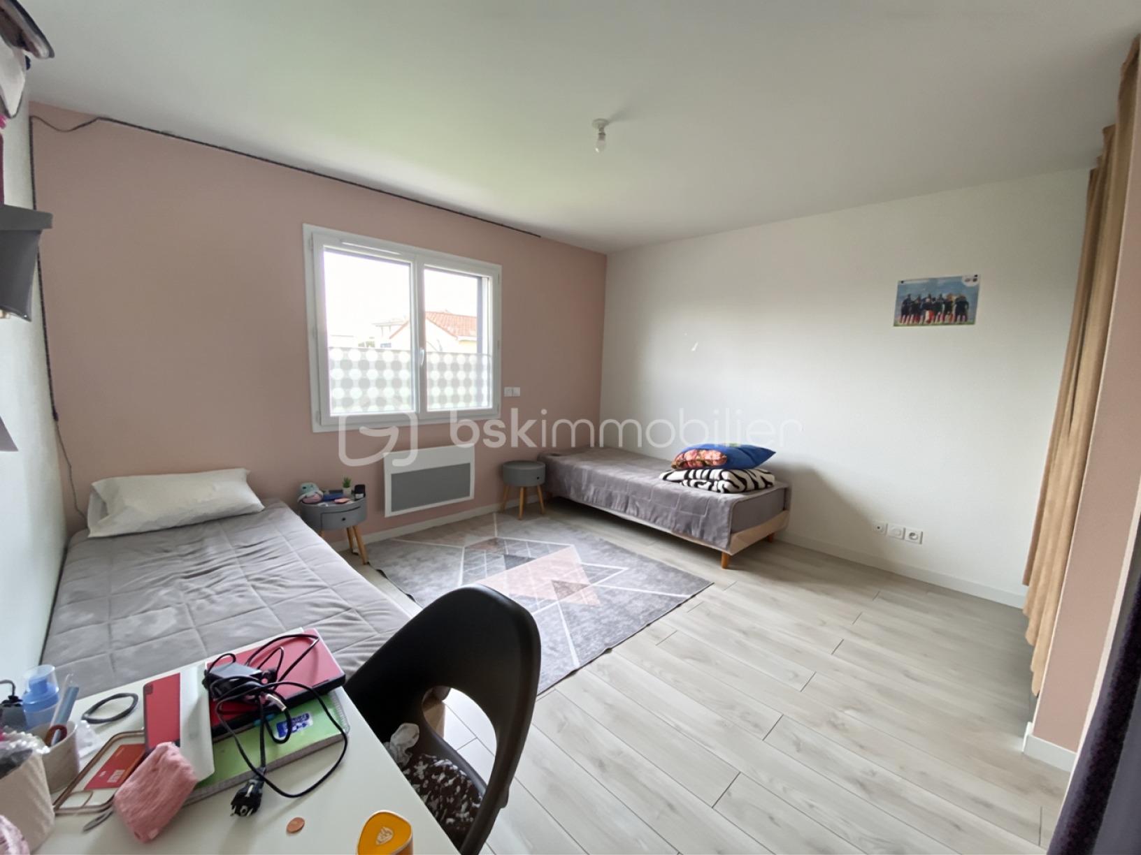 Maison de 110 m² - 4- CHAMBRE 2.jpg