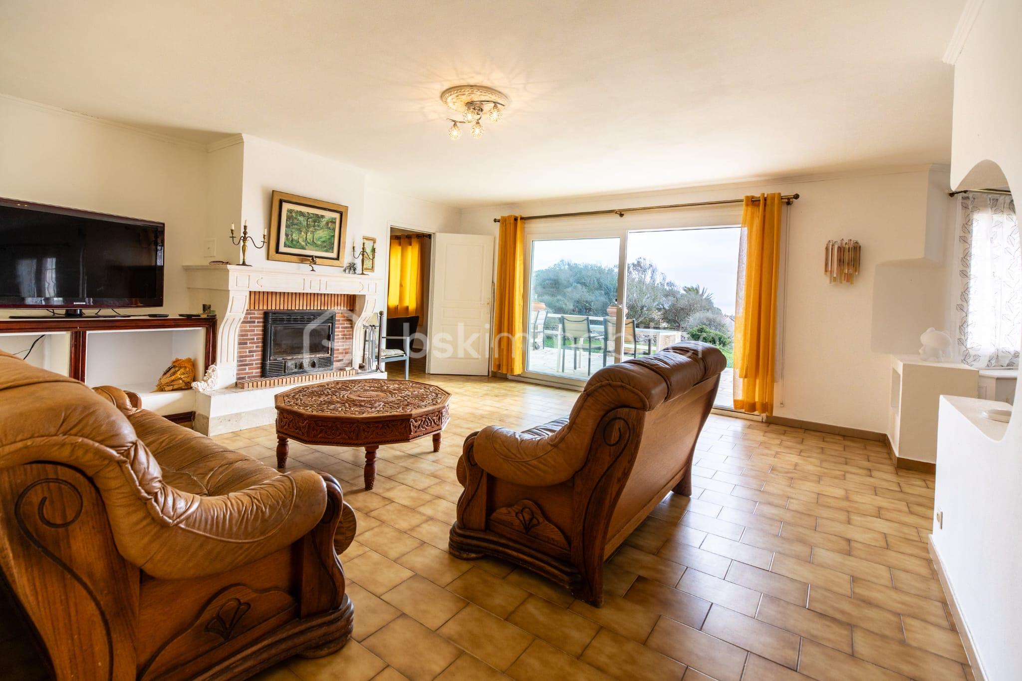 Maison de 175 m² - 535243fb-384f-44d1-a0a8-773e1478e21a.jpeg