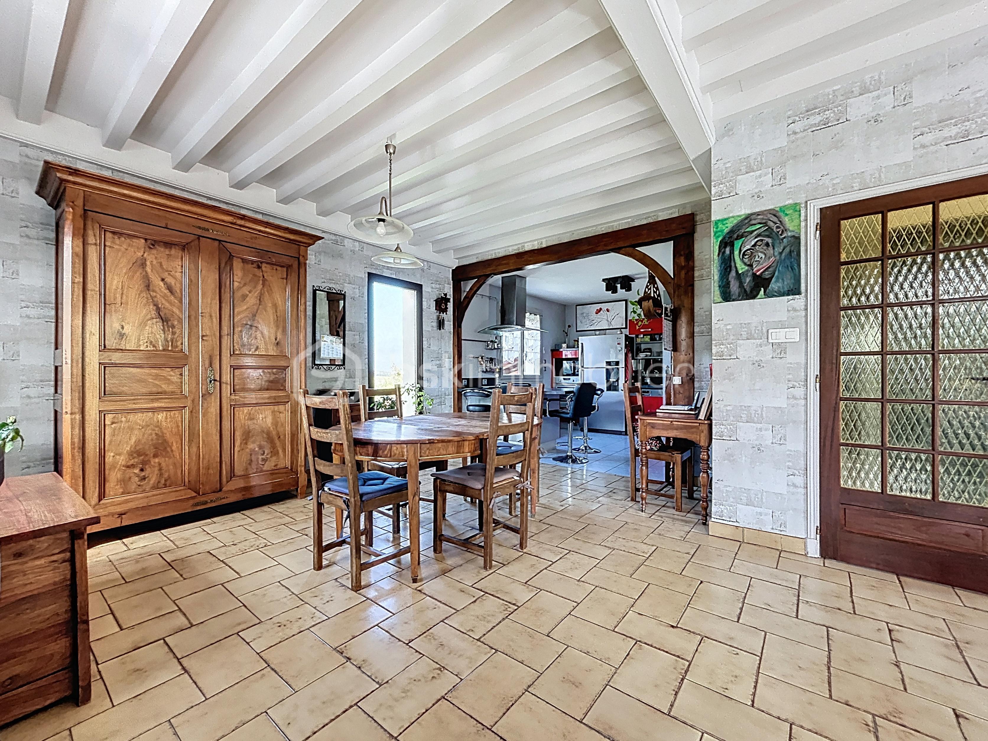 Maison traditionnelle de 134 m² - Séjour (1).jpg