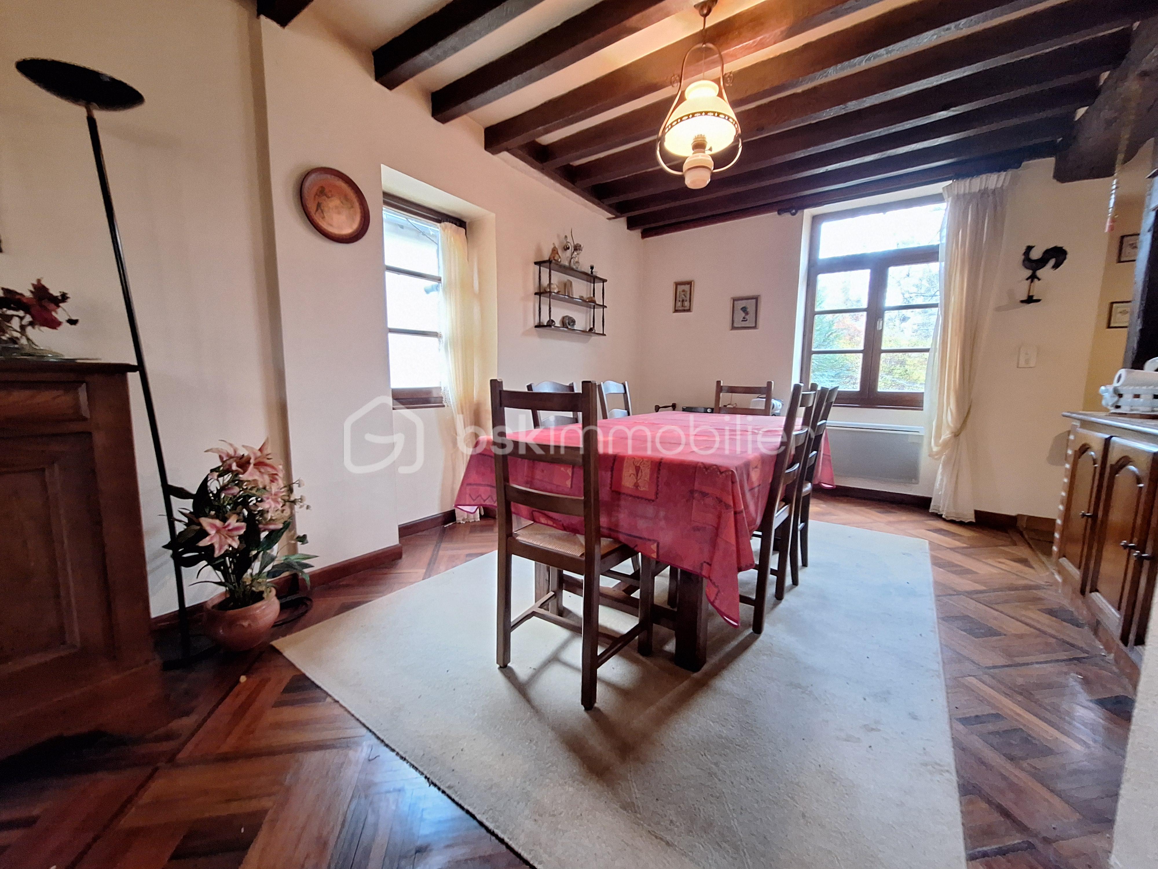 Corps de ferme de 197 m² - ph neuvy8.jpg