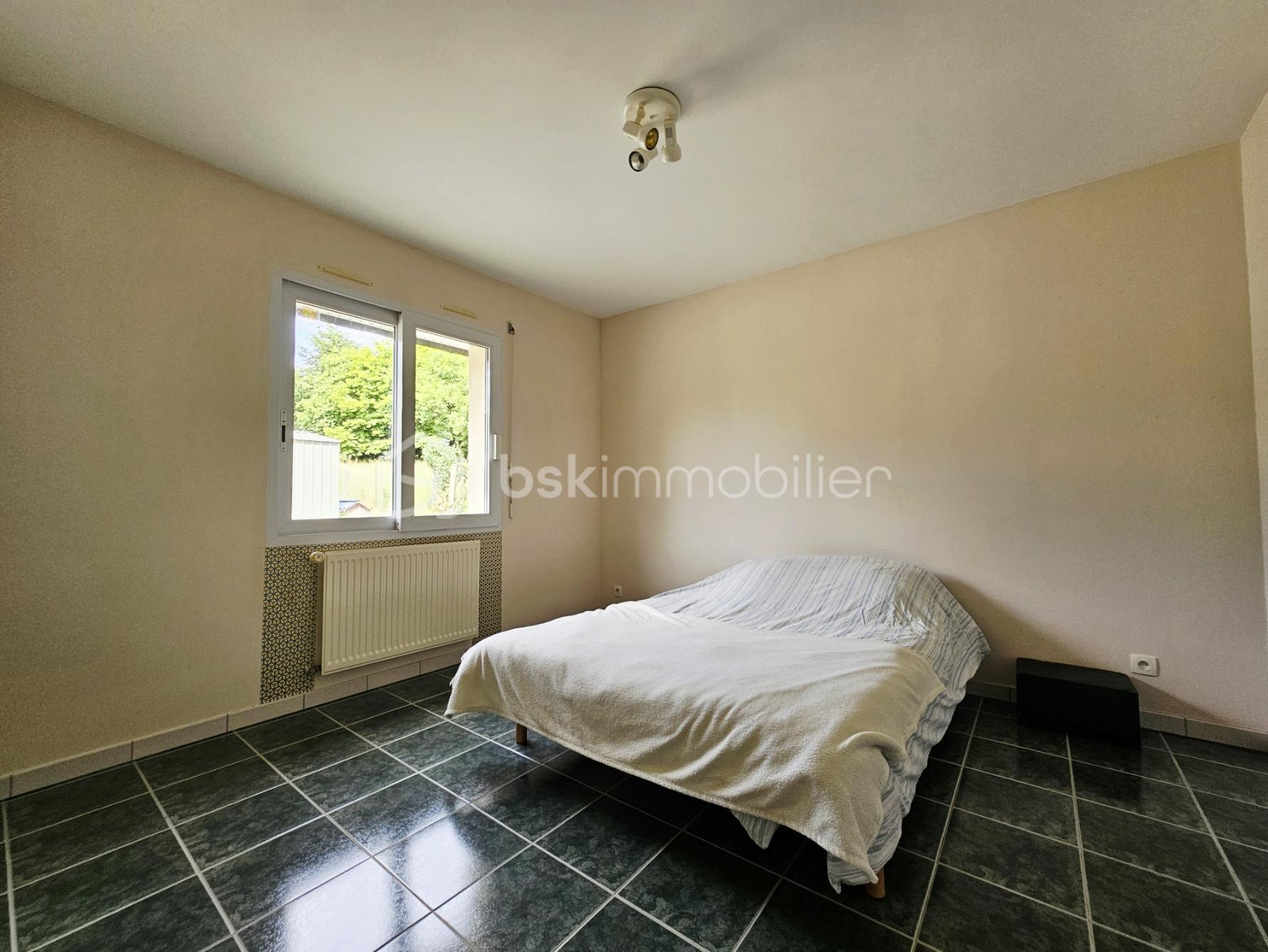 Maison de village de 127 m² - chbre2.jpg