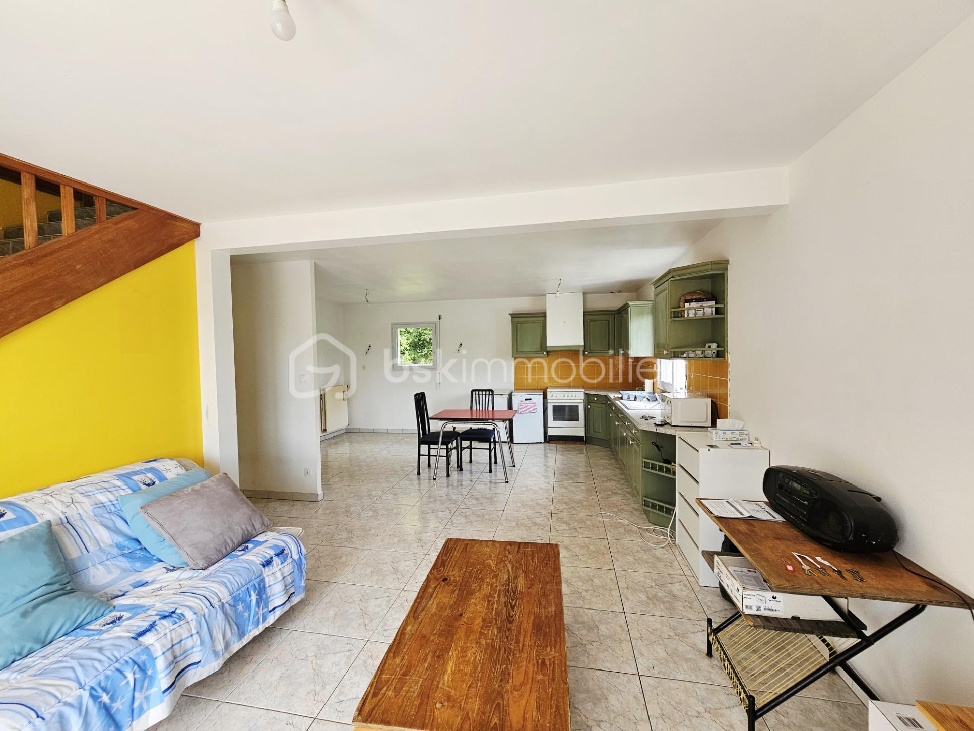 Maison de village de 127 m² - sejour.jpg