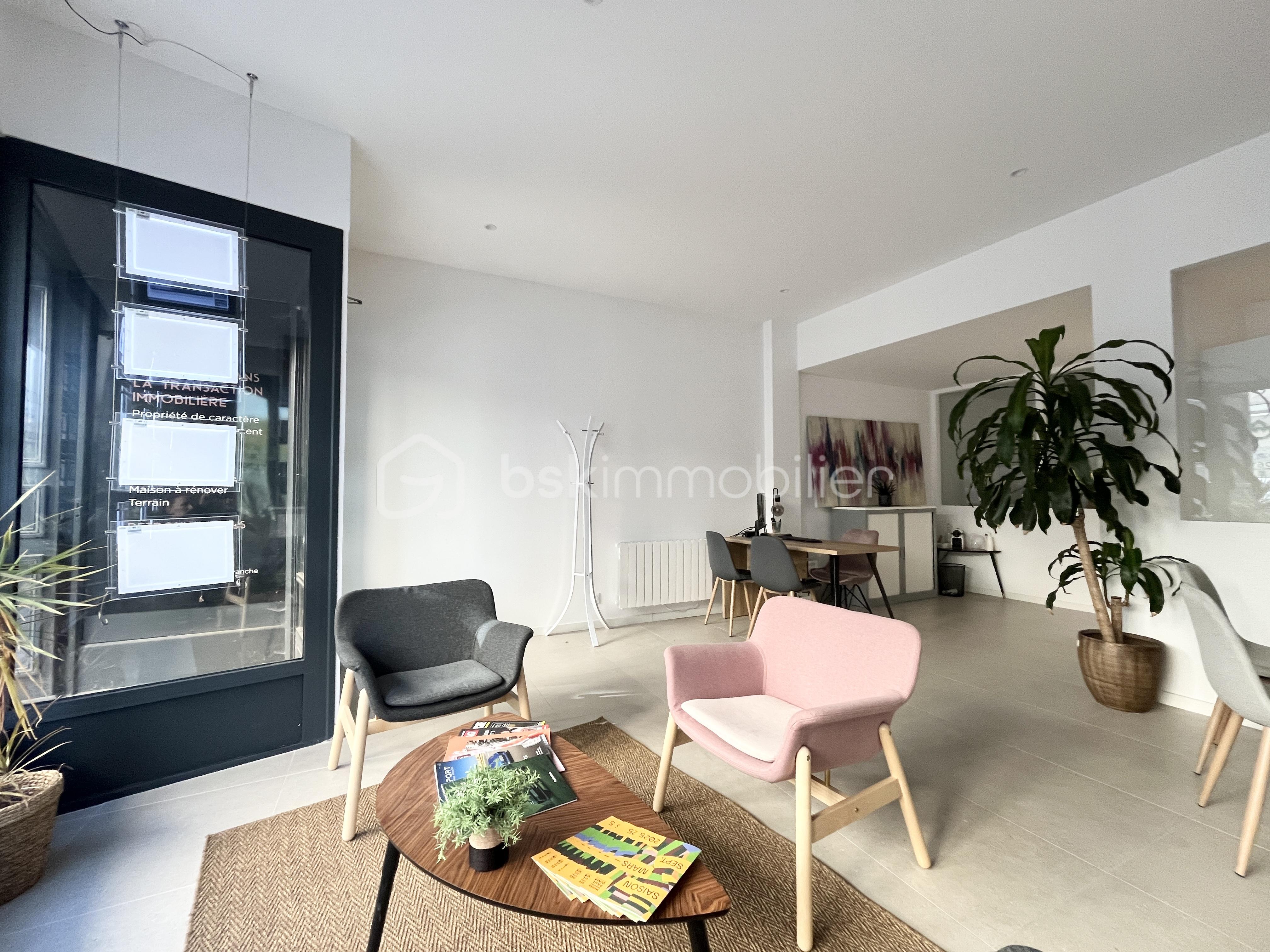 Local d'activités de 70 m² - IMG_7751.jpg