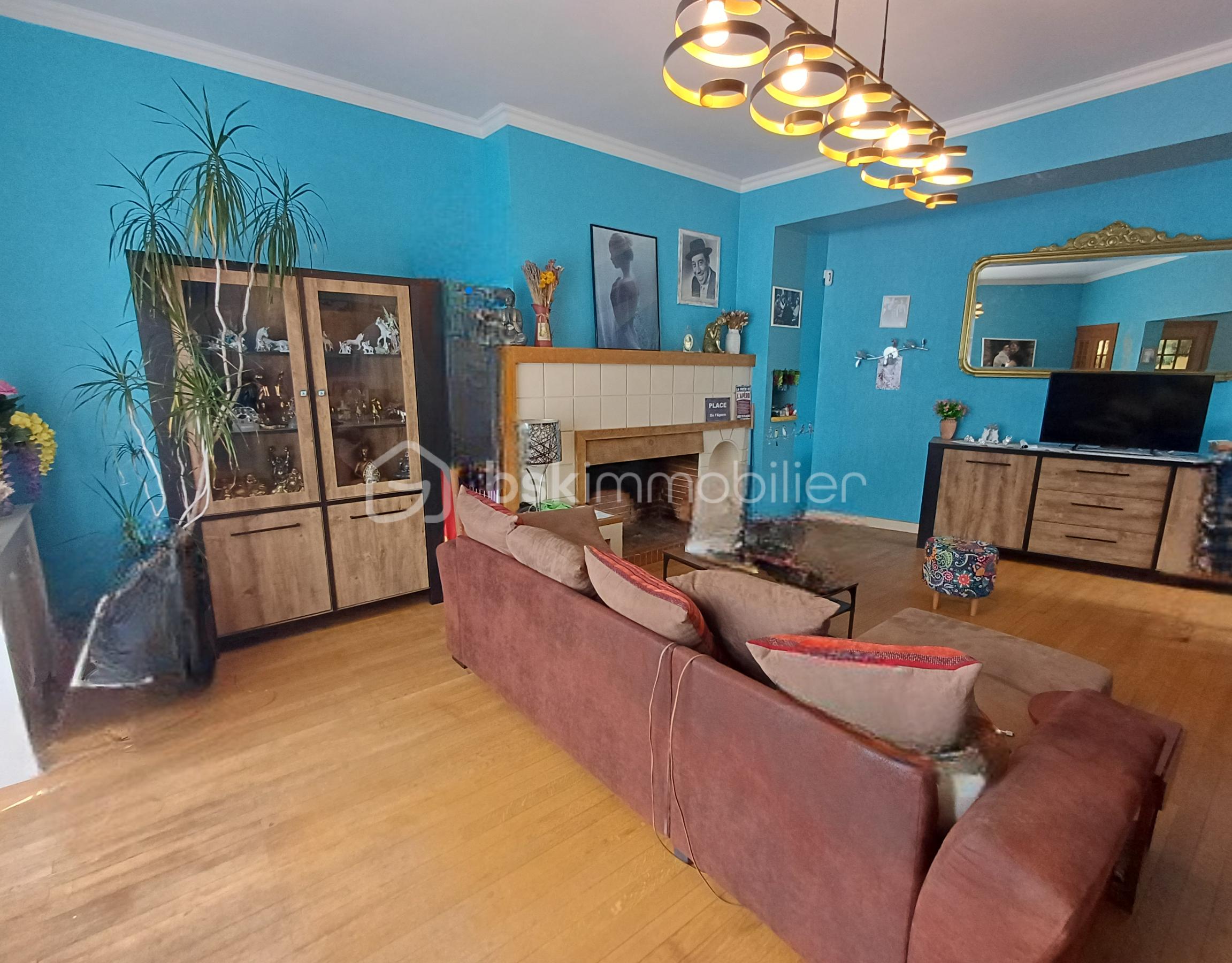 4fa1f2d4-Photoroom.png