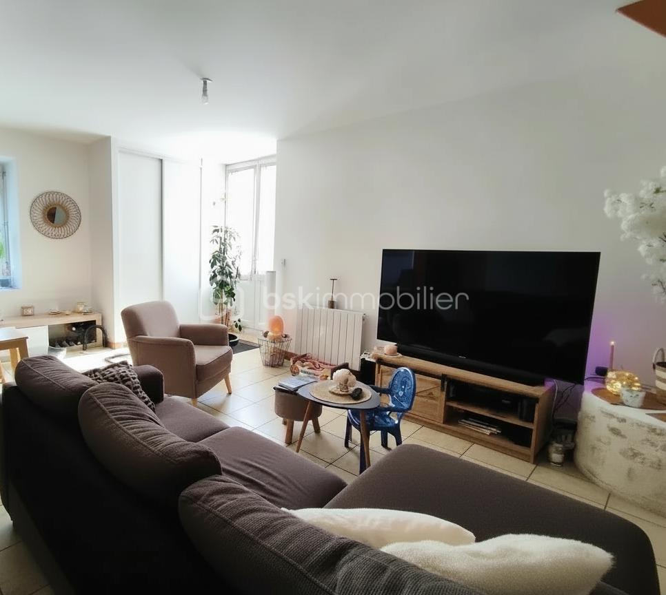 salon télé modifié.png