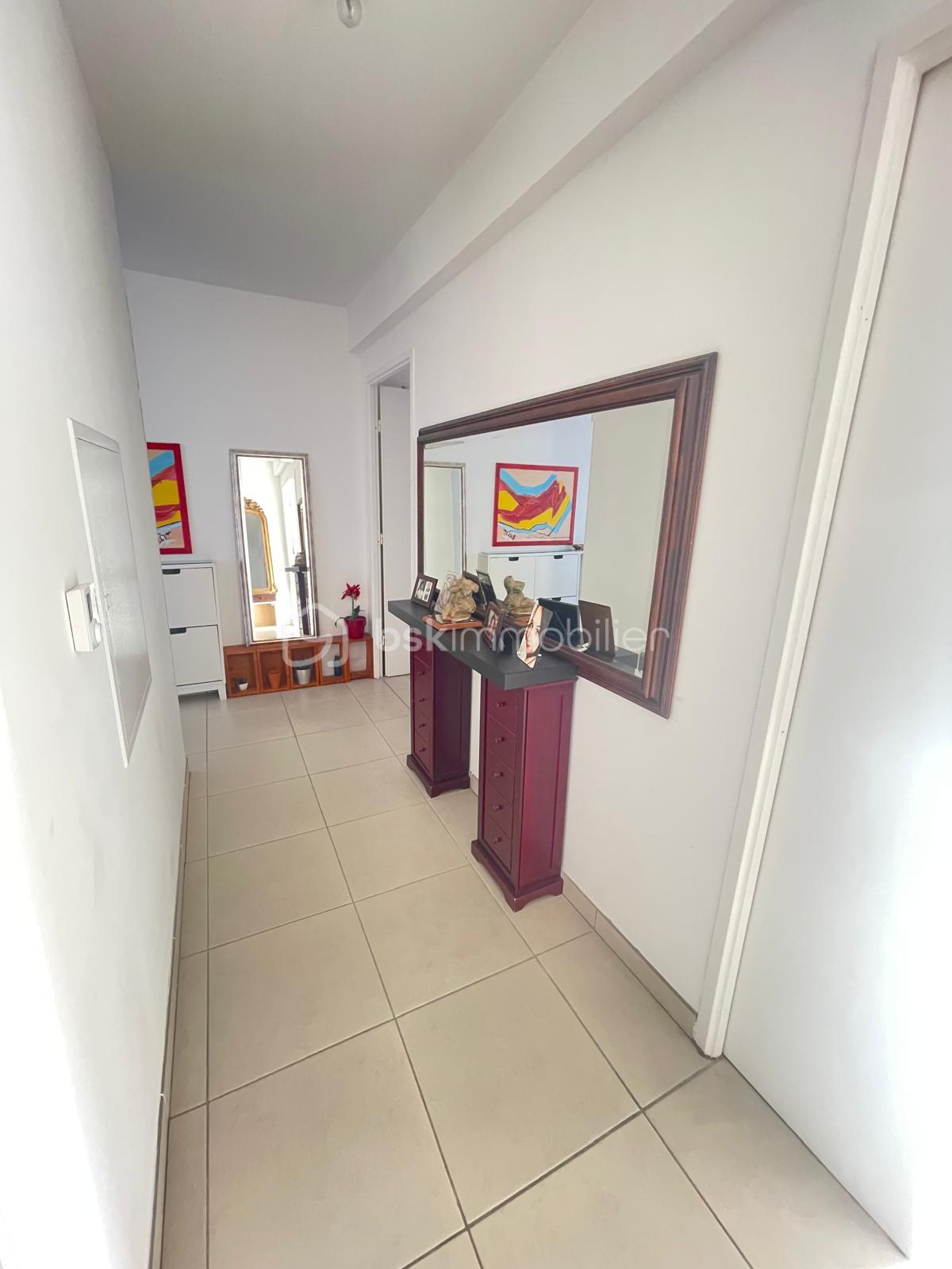 Appartement de 94 m² - d0320e44-ab94-44bd-aa86-367fc1800863.jpeg