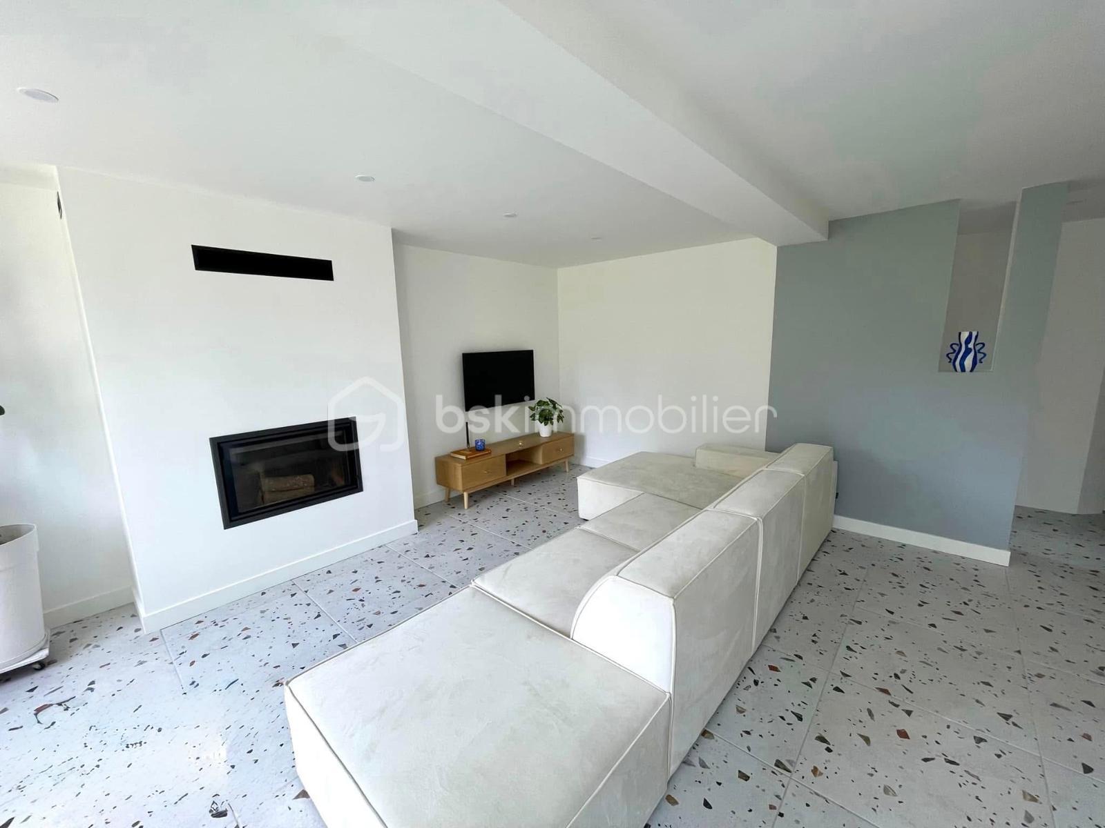 Maison de 159 m² - WhatsApp Image 2025-10-14 à 18.01.04_e72715e2.jpg