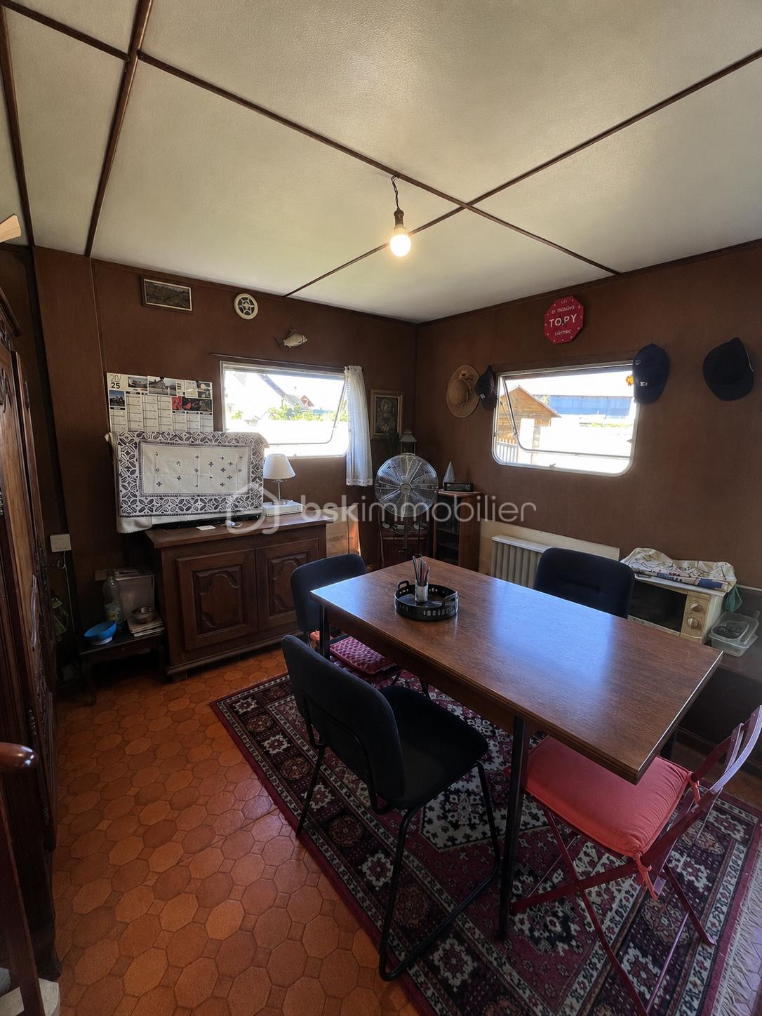 interieur chalet annonce .png