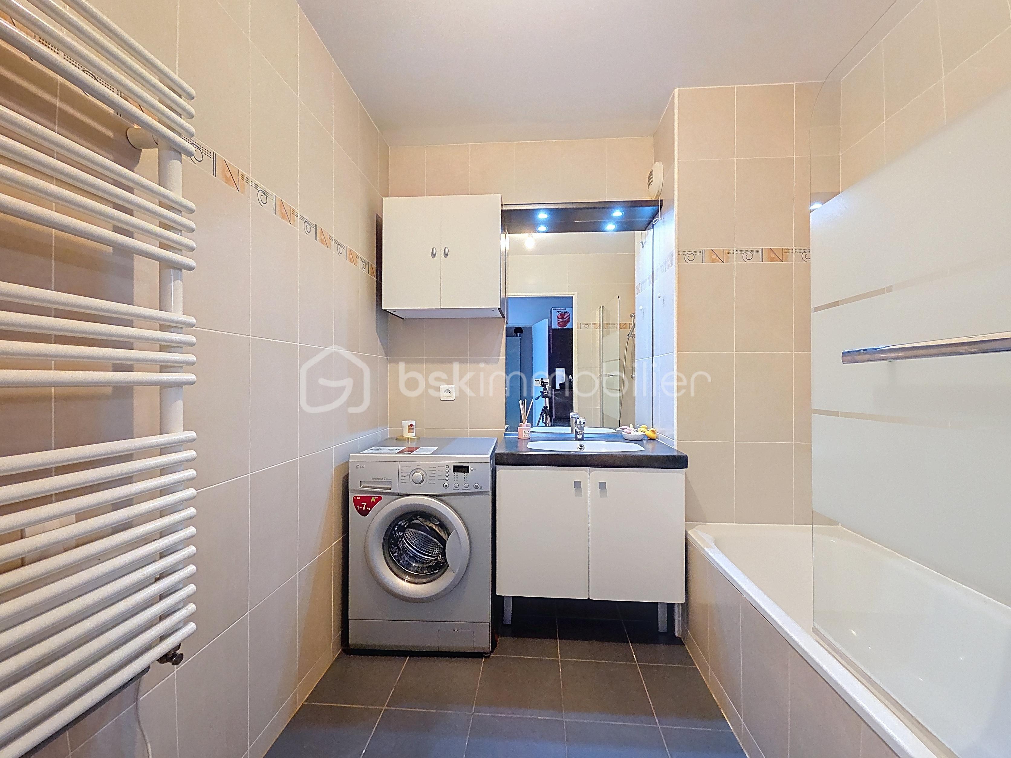 Appartement de 65 m² - f3-neuilly-benmensour_00010.jpg