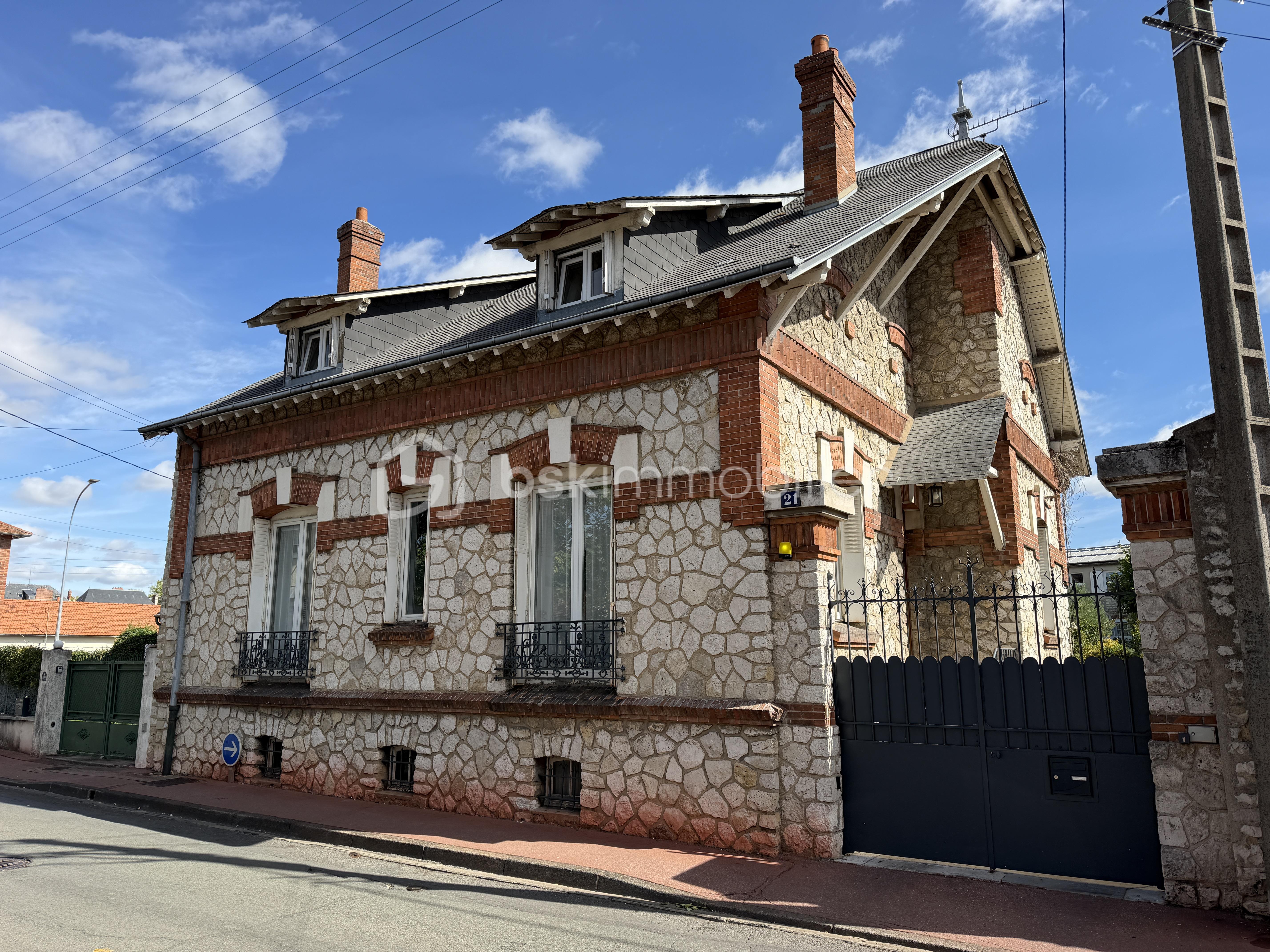Maison 7 pièces 148 m² · à Montargis · 148 m² · 260 000 €