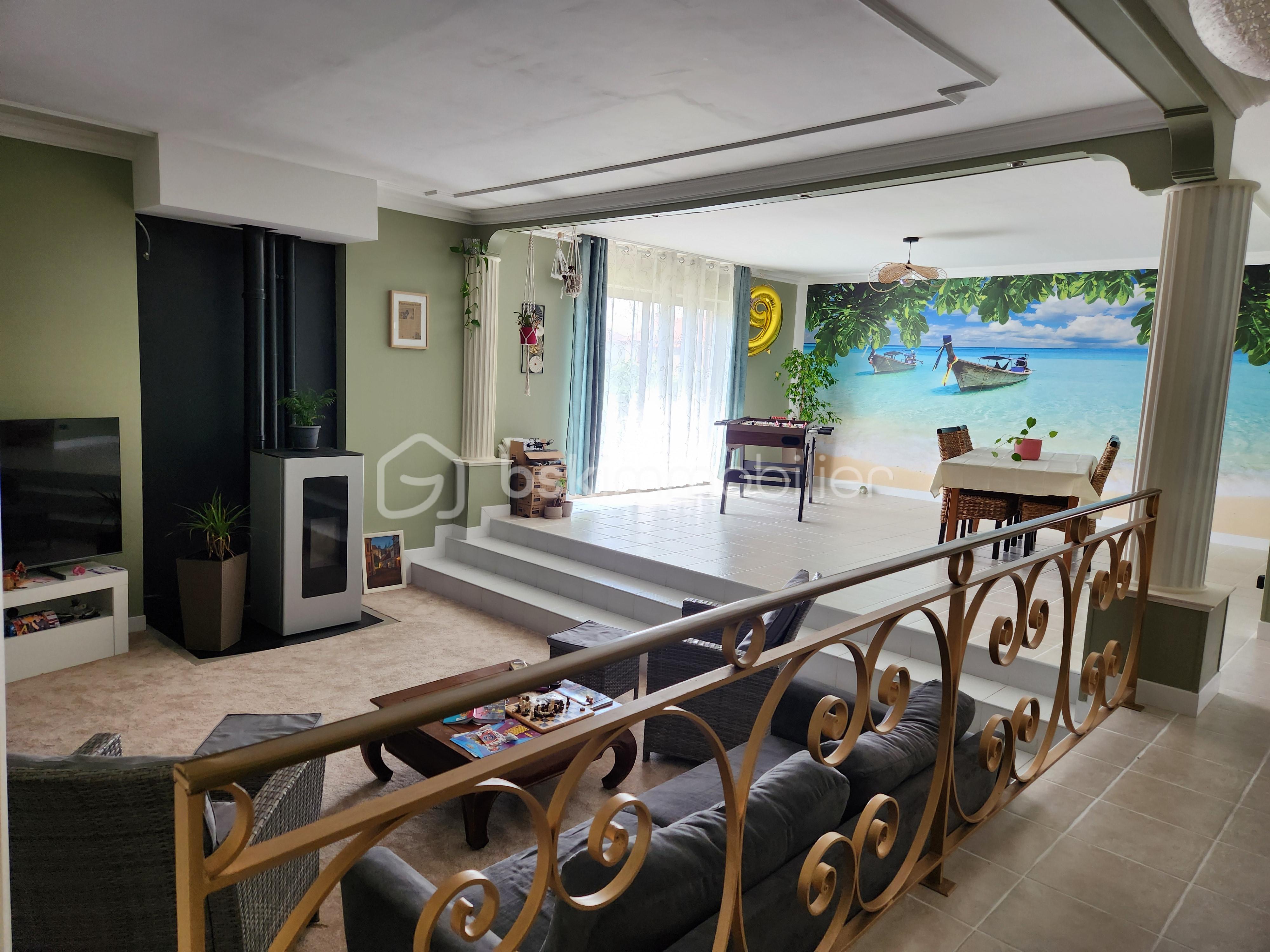 Maison 5 pièces 119 m² · à Rouillé · 119 m² · 144 000 €