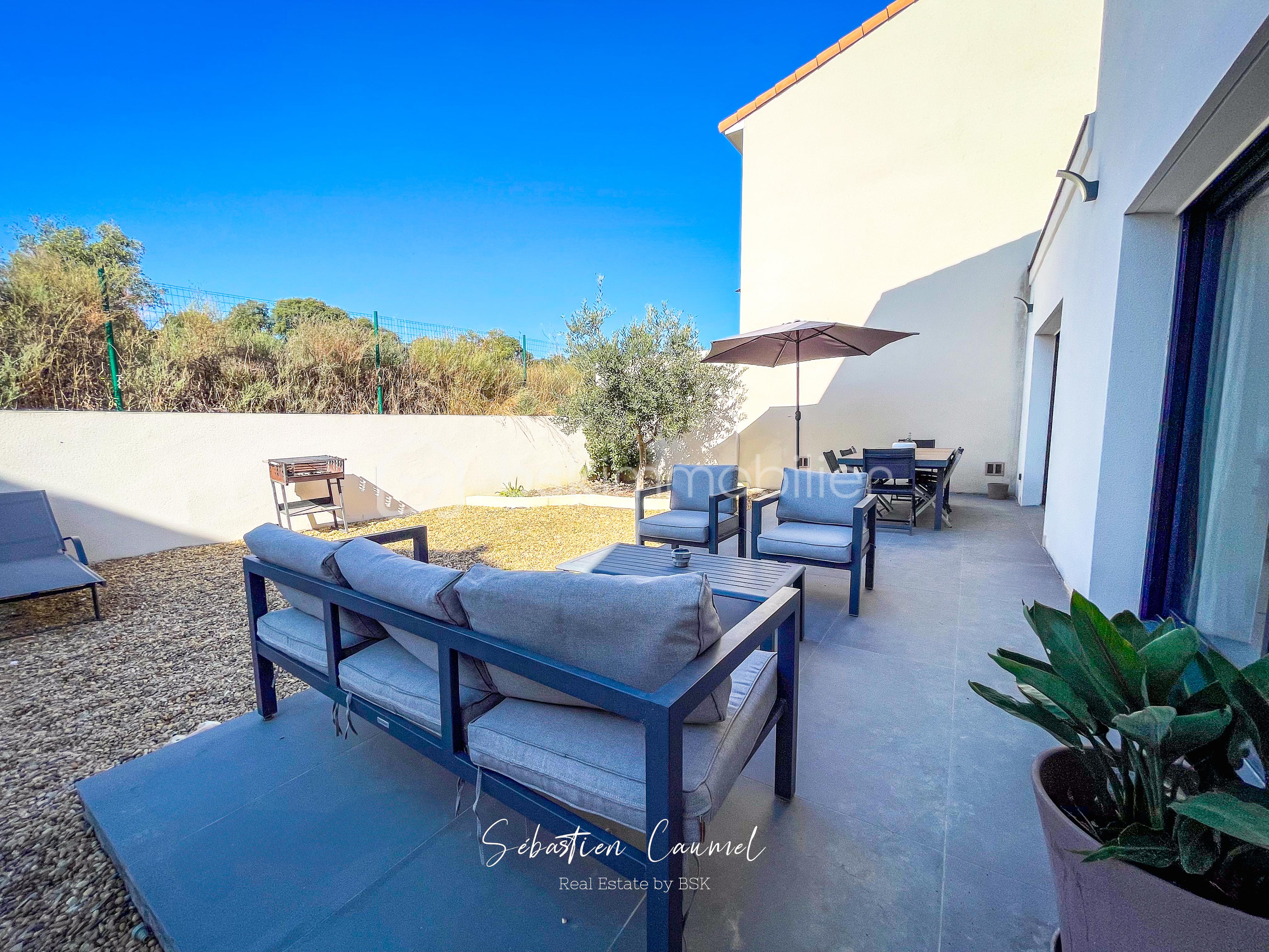 Villa de 101 m² - TERRASSE JARDIN 4.jpg