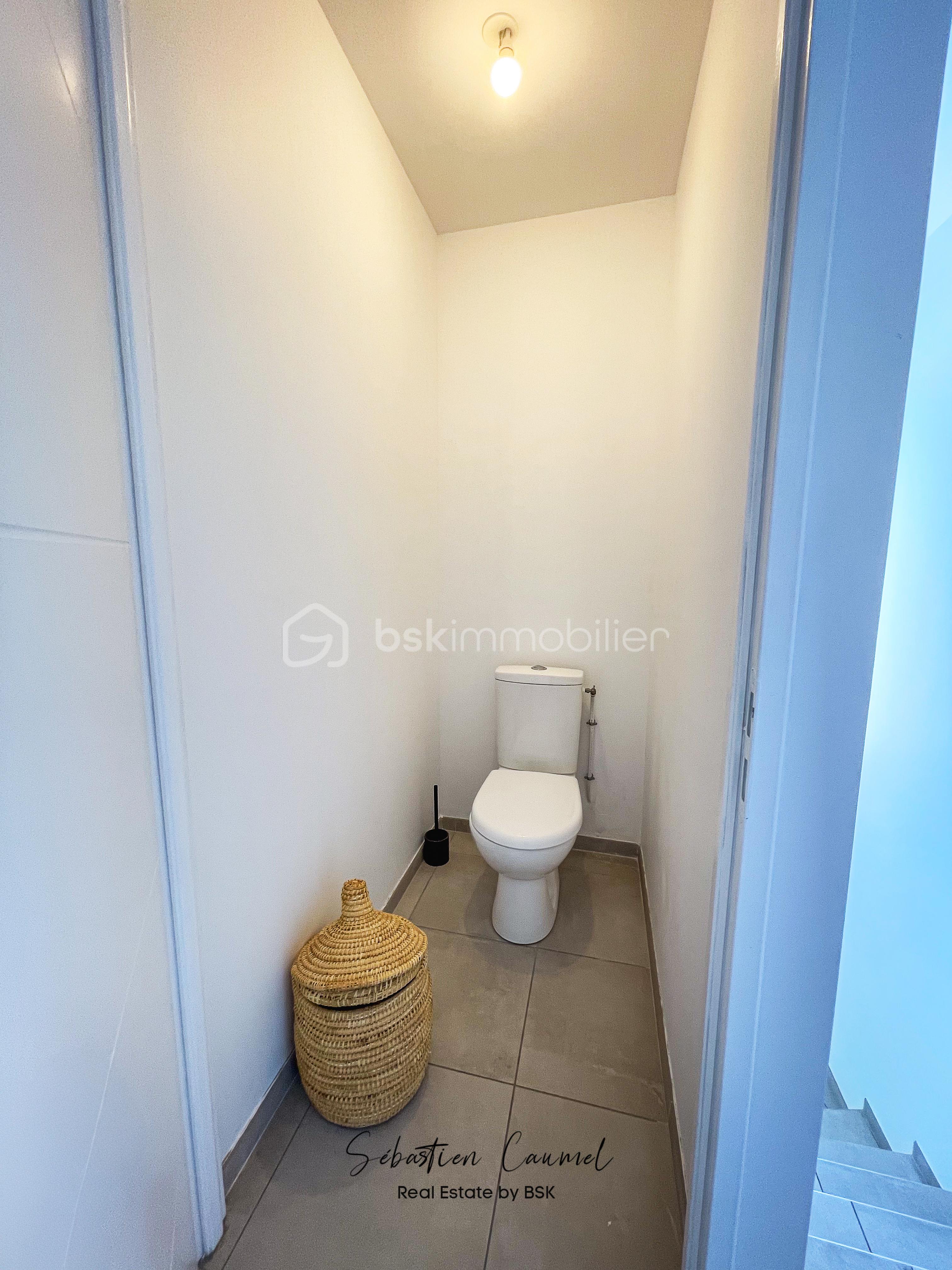 Villa de 101 m² - WC R+1.jpg
