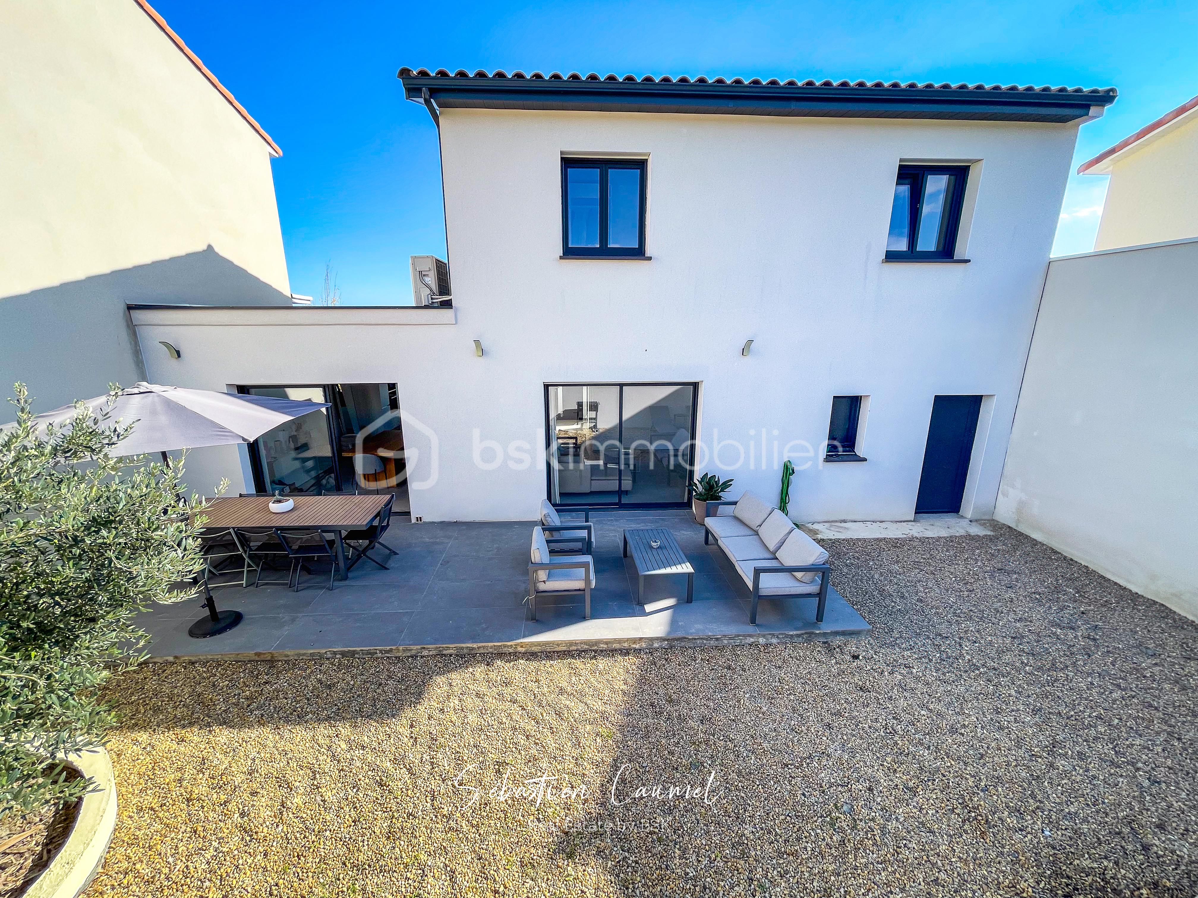 Villa de 101 m² - TERRASSE JARDIN 5.jpg